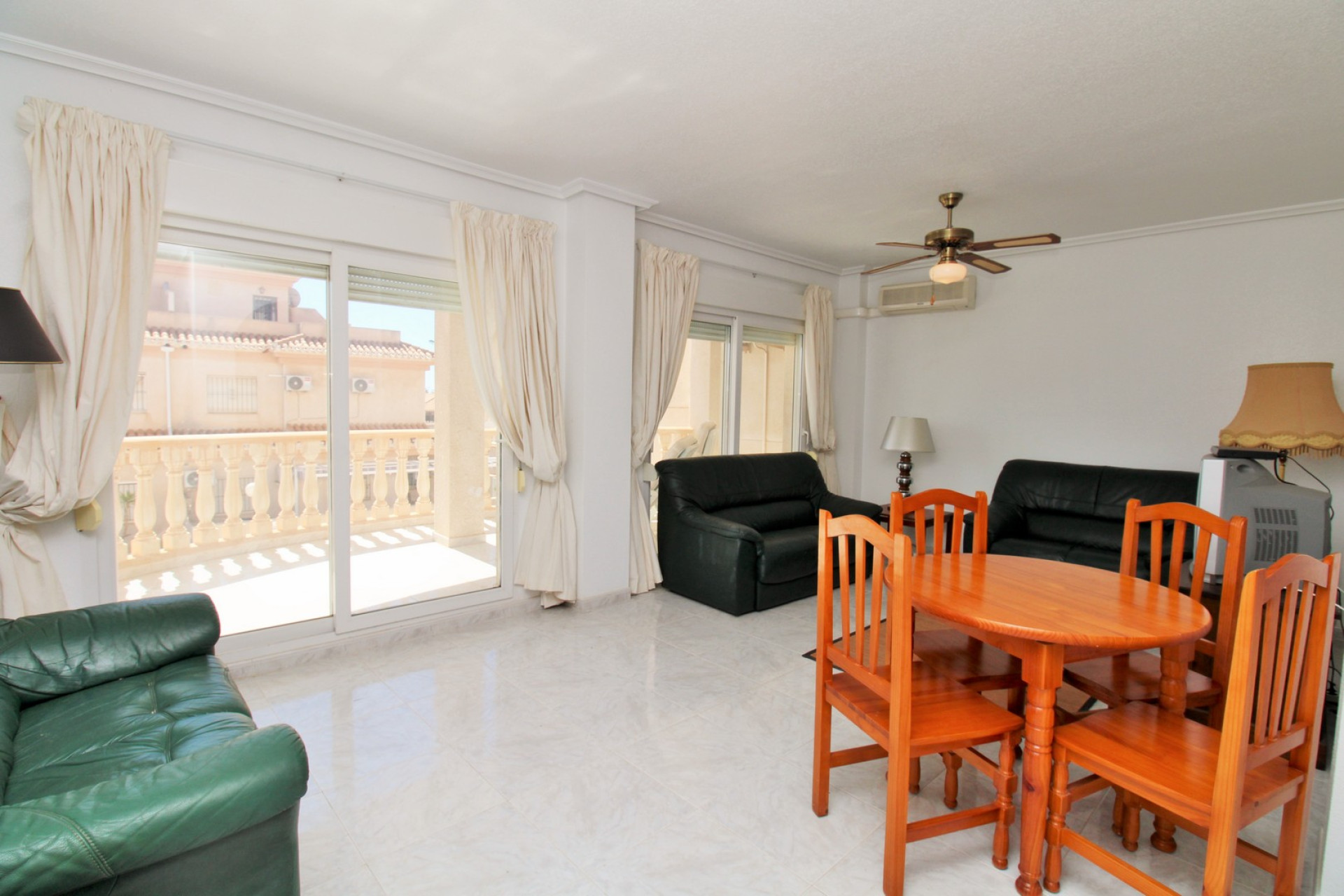 Reventa - 1. Apartamento / piso - Playa Flamenca - Costa Blanca Sur