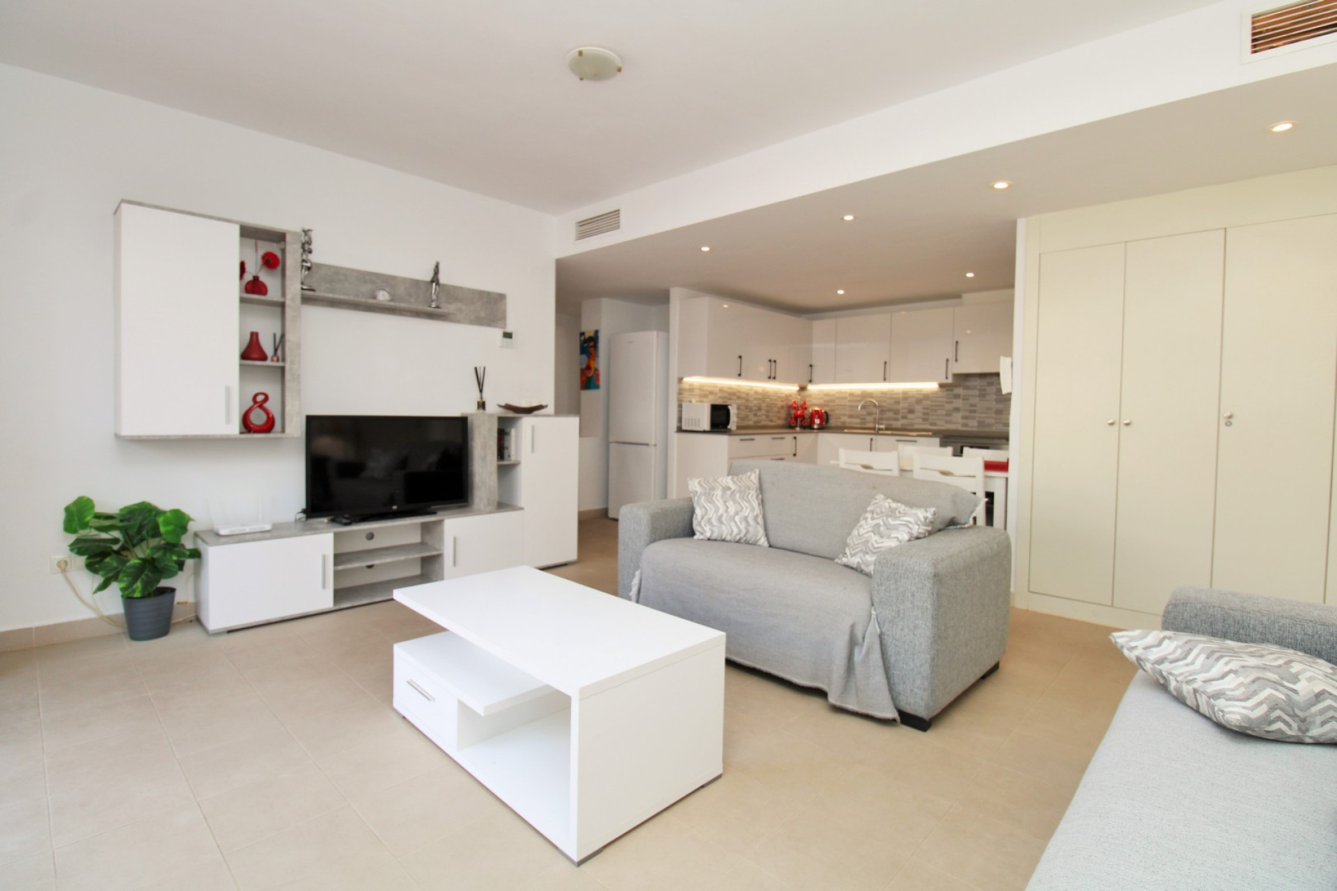 Reventa - 1. Apartamento / piso - Playa Flamenca - Costa Blanca Sur