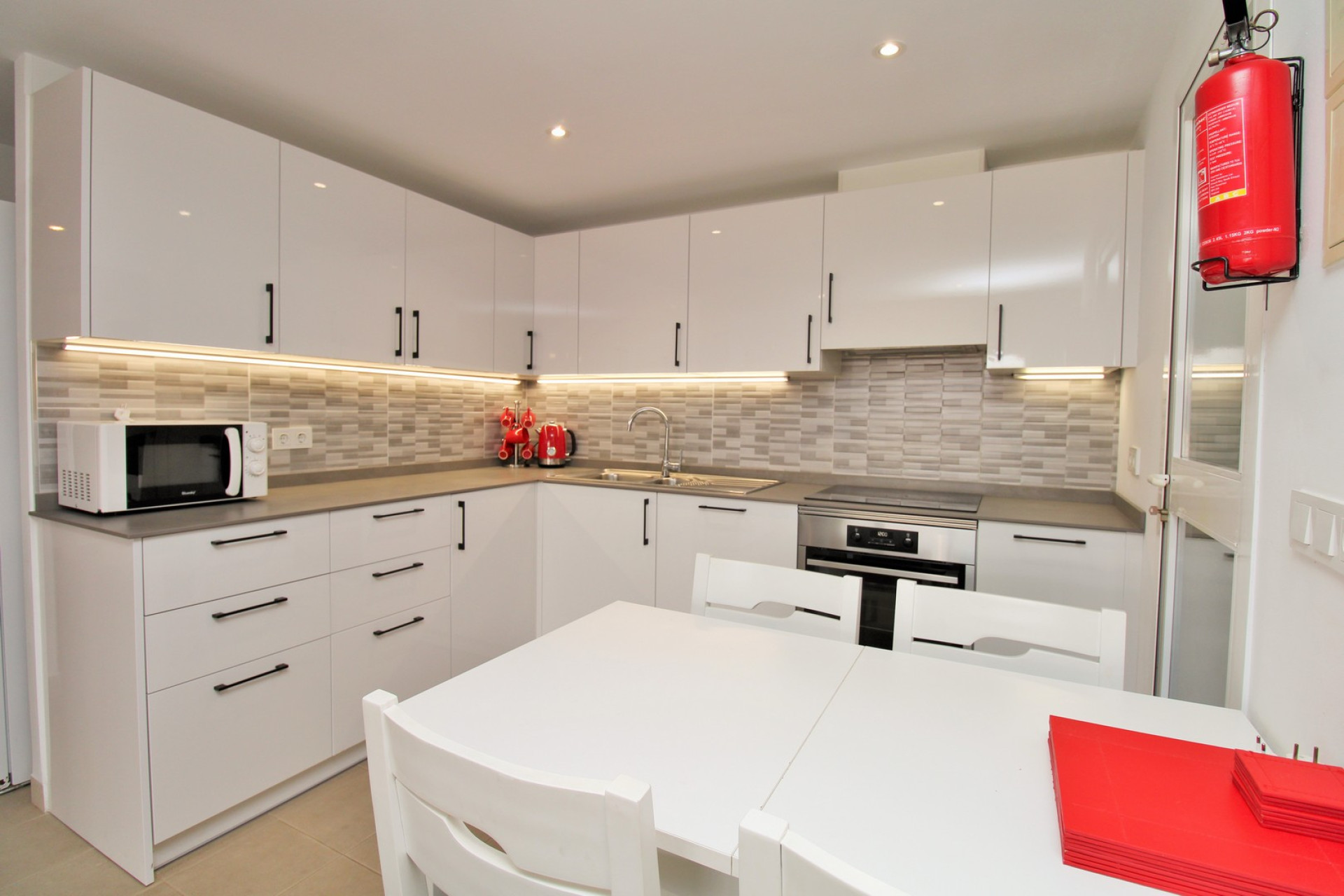 Reventa - 1. Apartamento / piso - Playa Flamenca - Costa Blanca Sur