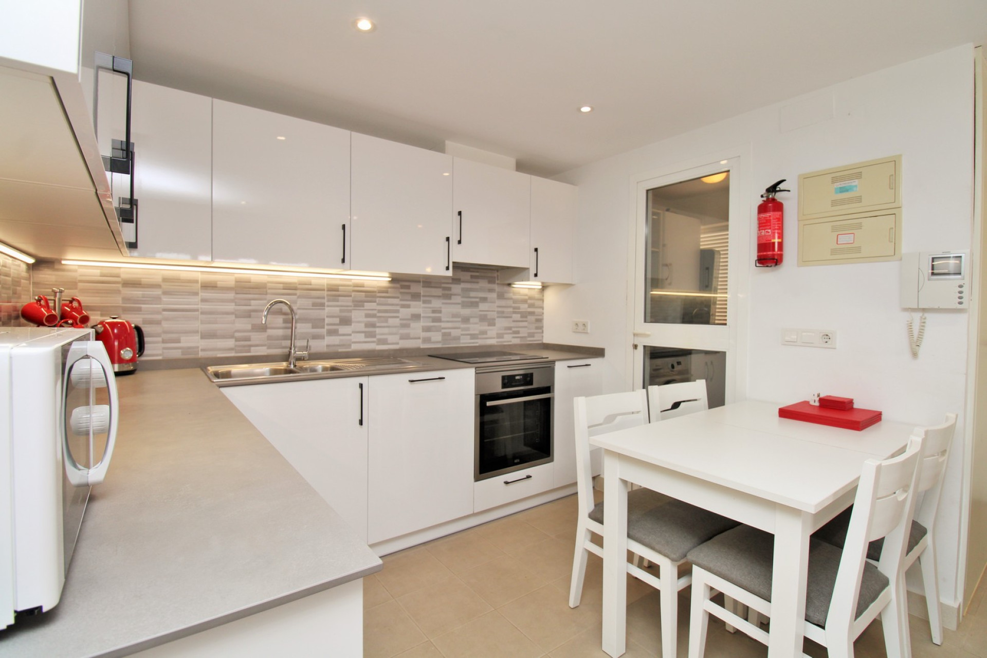 Reventa - 1. Apartamento / piso - Playa Flamenca - Costa Blanca Sur