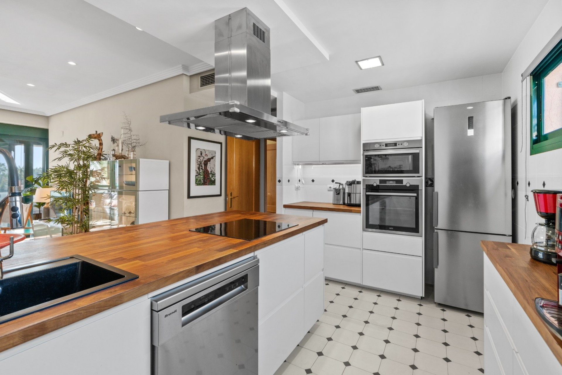 Reventa - 1. Apartamento / piso - Playa San Juan - Costa Blanca Norte 