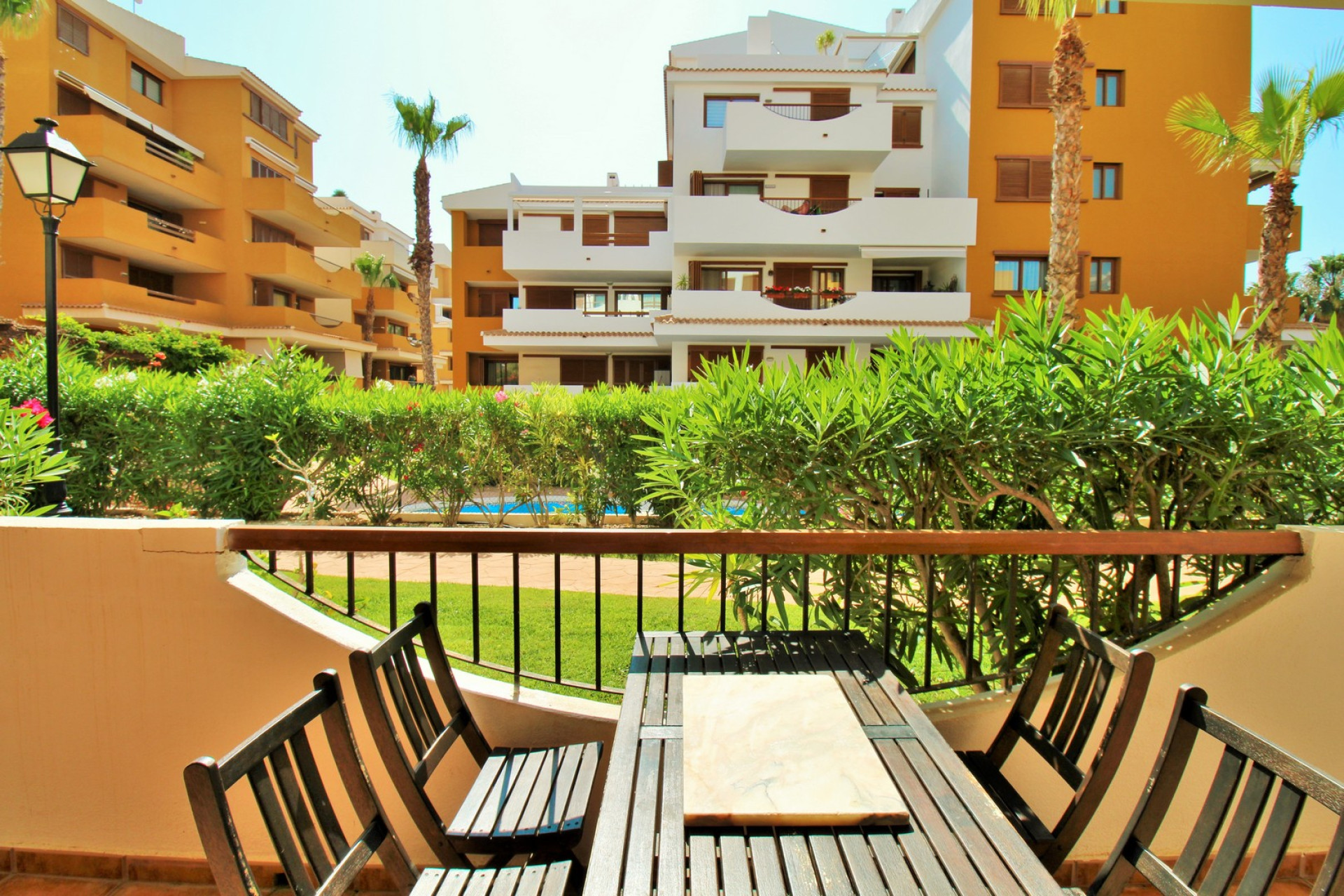 Reventa - 1. Apartamento / piso - Punta Prima - Costa Blanca Sur