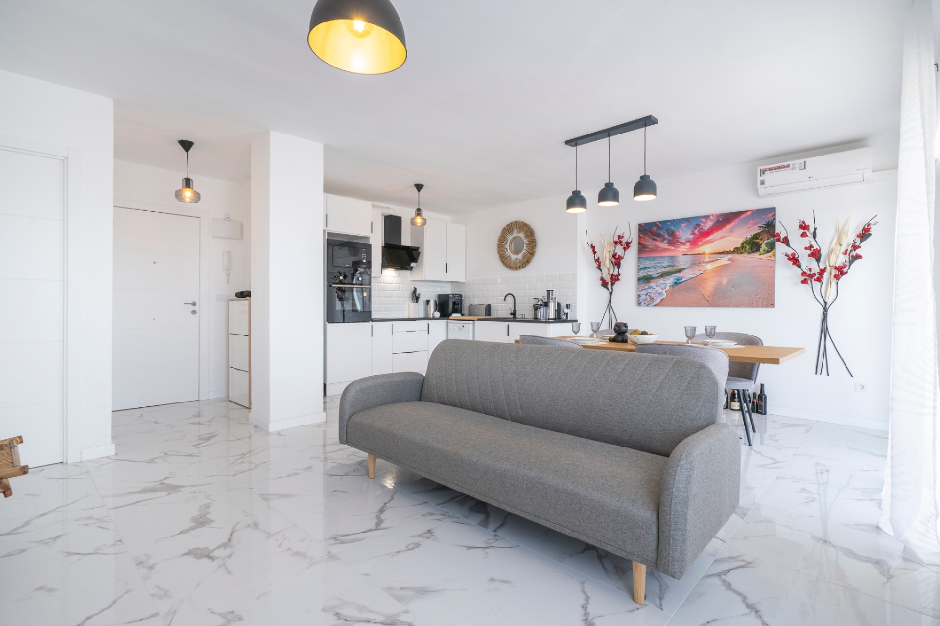 Reventa - 1. Apartamento / piso - Punta Prima - Costa Blanca Sur