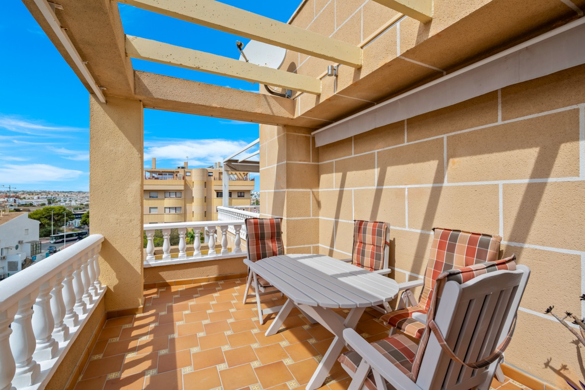Reventa - 1. Apartamento / piso - Punta Prima - Costa Blanca Sur
