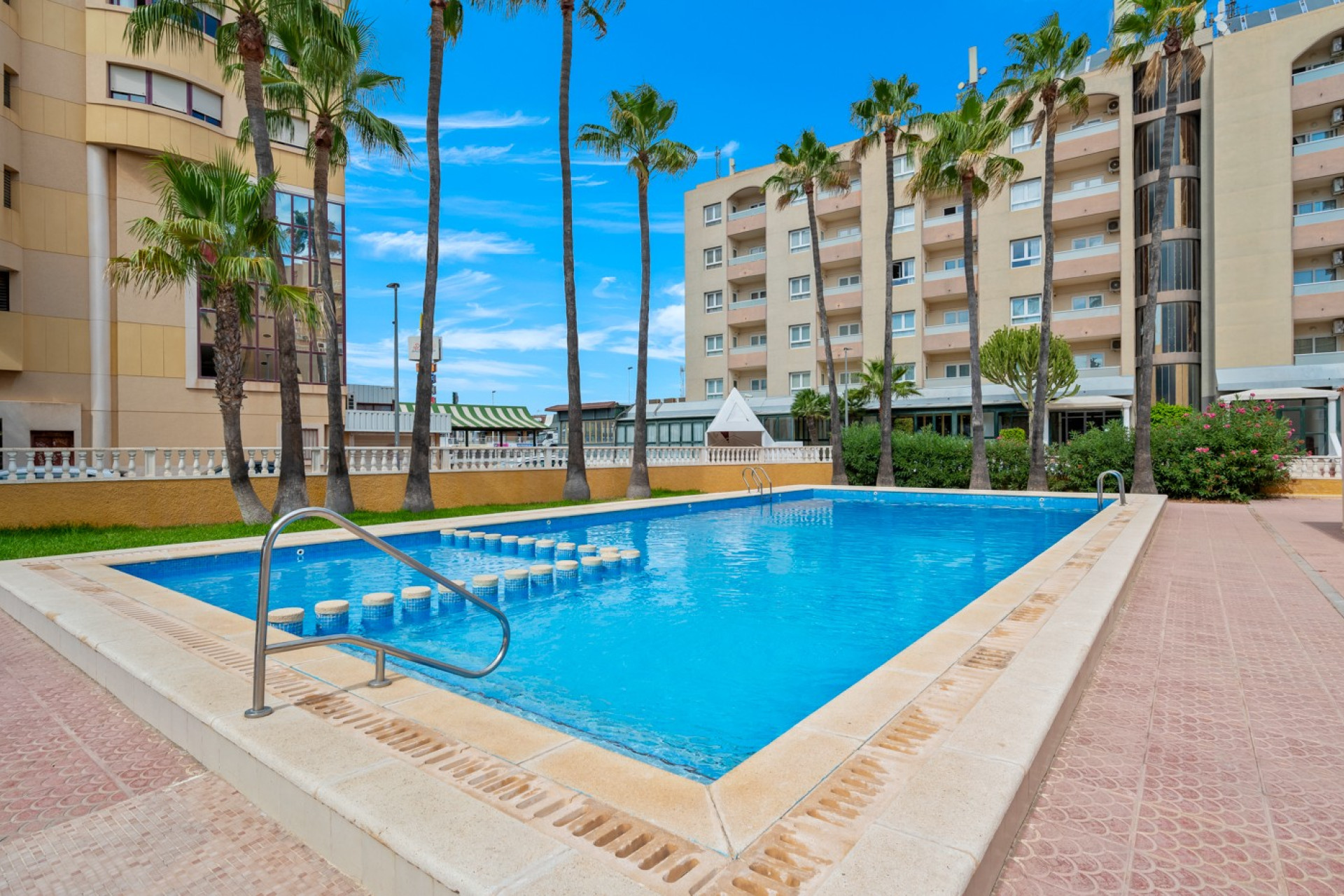 Reventa - 1. Apartamento / piso - Punta Prima - Costa Blanca Sur