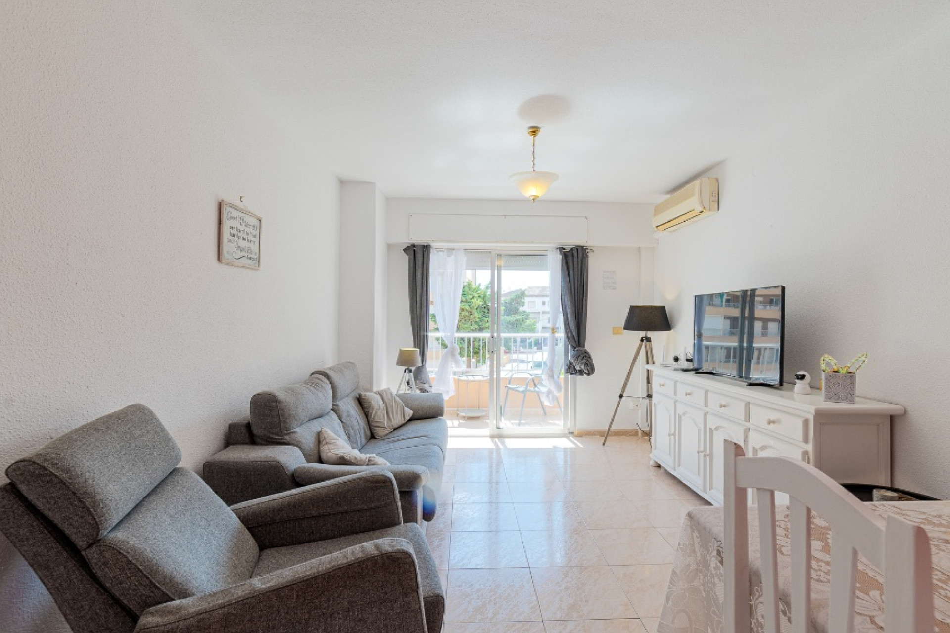 Reventa - 1. Apartamento / piso - Punta Prima - Costa Blanca Sur