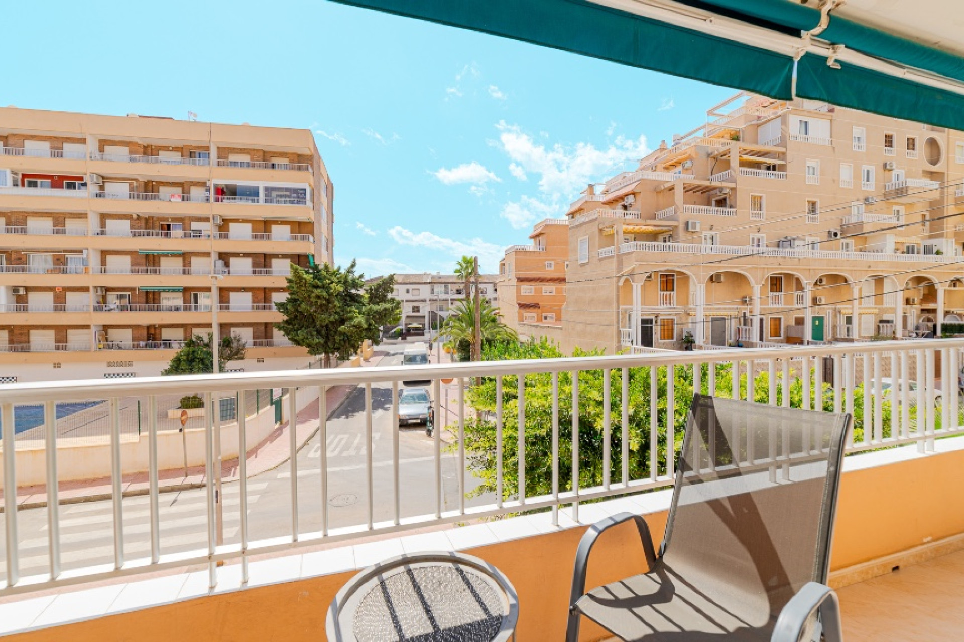 Reventa - 1. Apartamento / piso - Punta Prima - Costa Blanca Sur