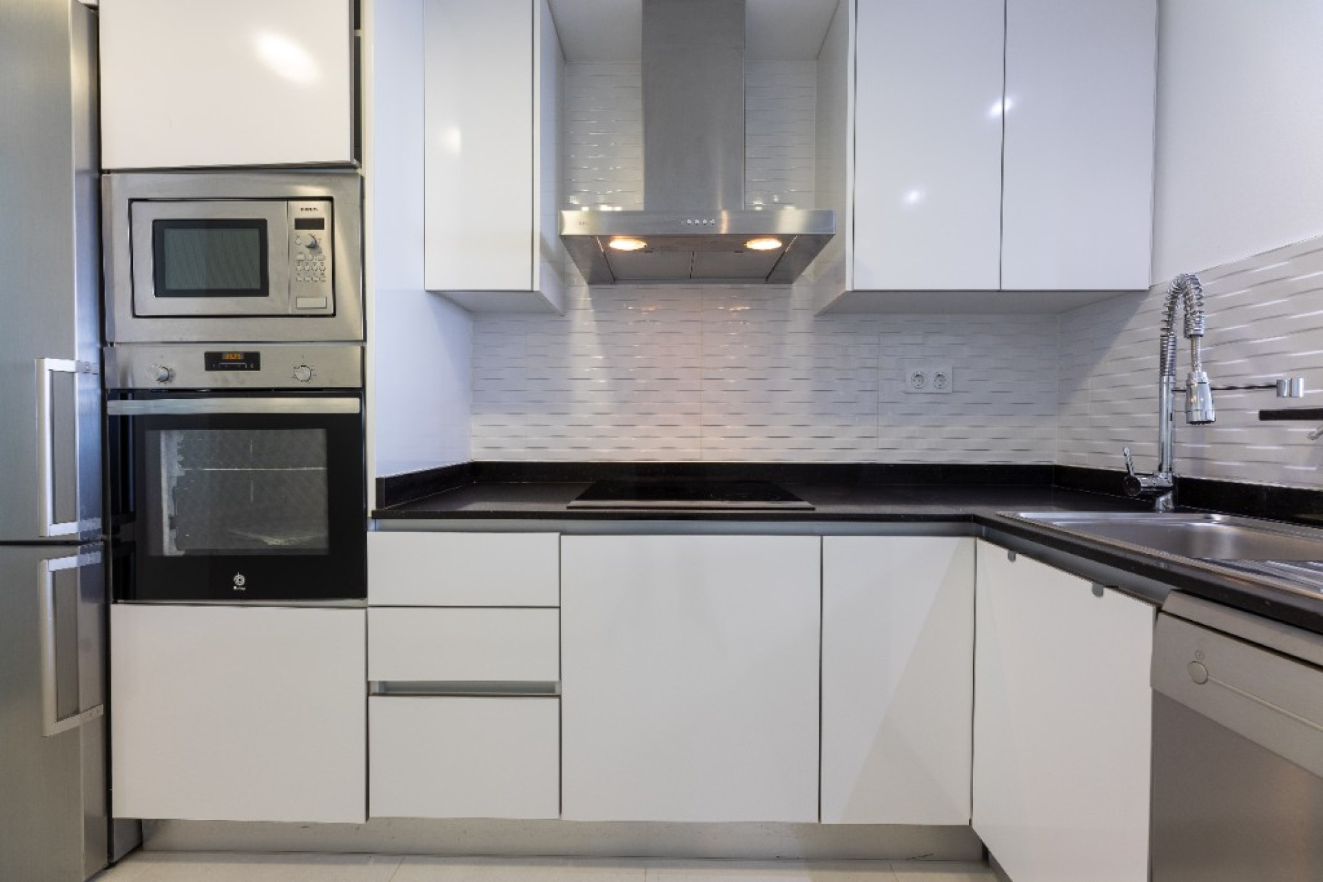 Reventa - 1. Apartamento / piso - Punta Prima - Costa Blanca Sur