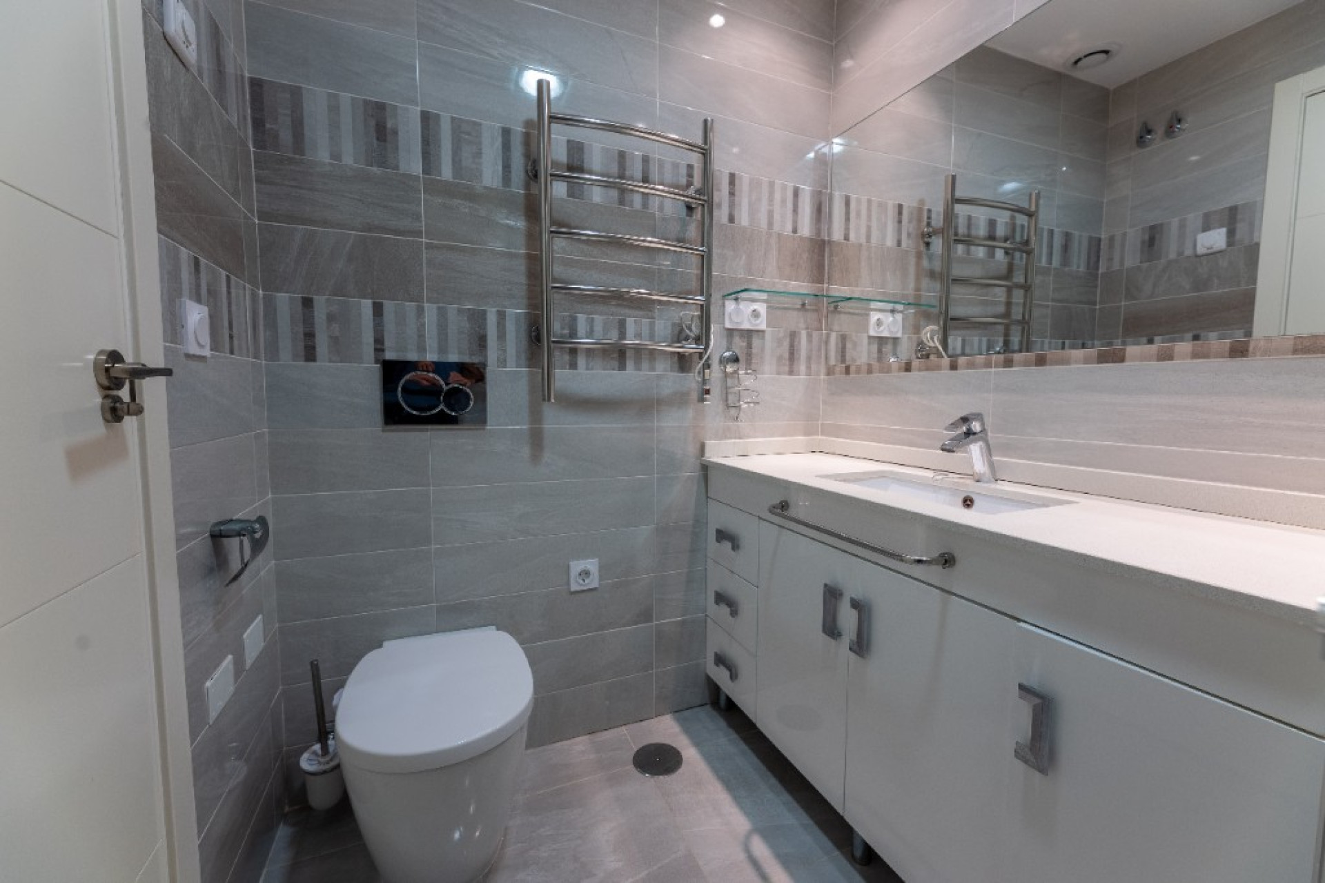 Reventa - 1. Apartamento / piso - Punta Prima - Costa Blanca Sur