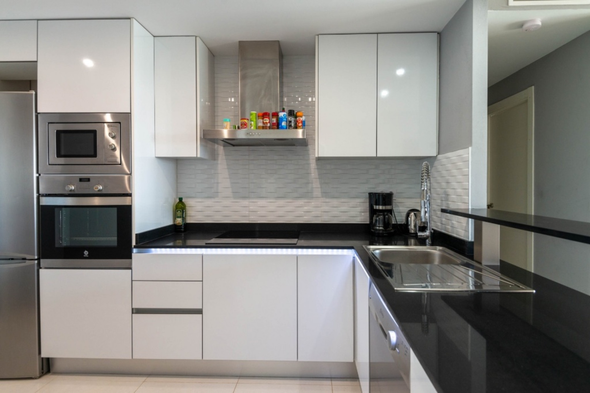 Reventa - 1. Apartamento / piso - Punta Prima - Costa Blanca Sur