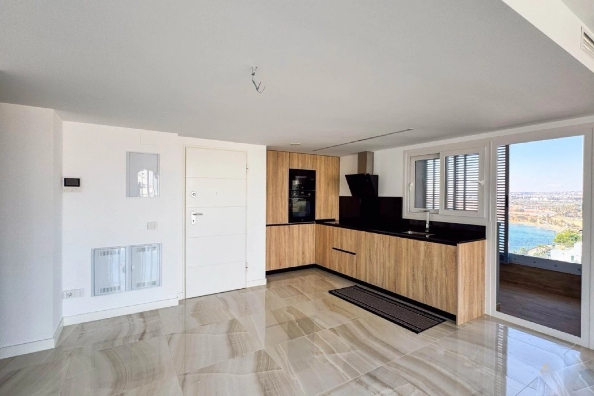 Reventa - 1. Apartamento / piso - Punta Prima - Costa Blanca Sur