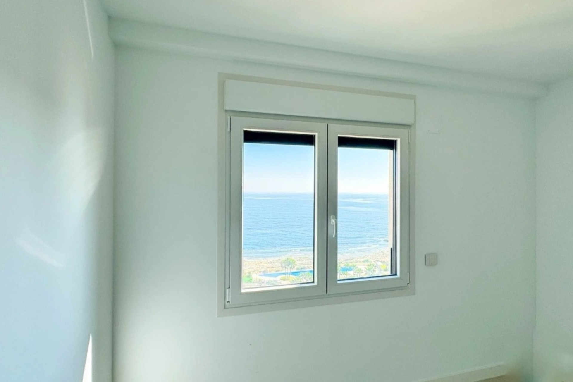 Reventa - 1. Apartamento / piso - Punta Prima - Costa Blanca Sur