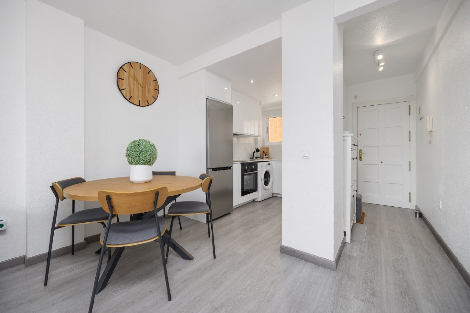 Reventa - 1. Apartamento / piso - Punta Prima - Costa Blanca Sur