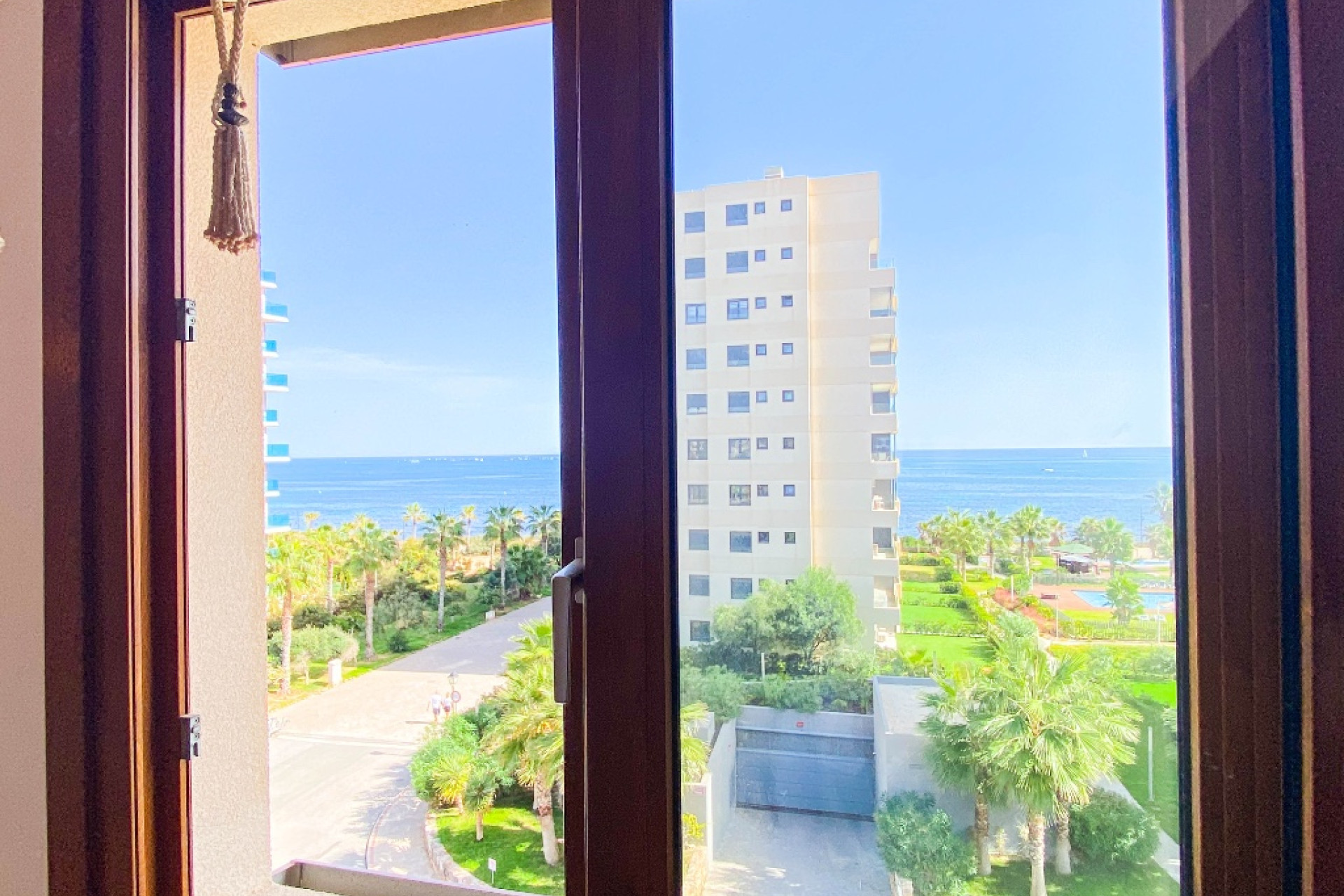 Reventa - 1. Apartamento / piso - Punta Prima - Costa Blanca Sur