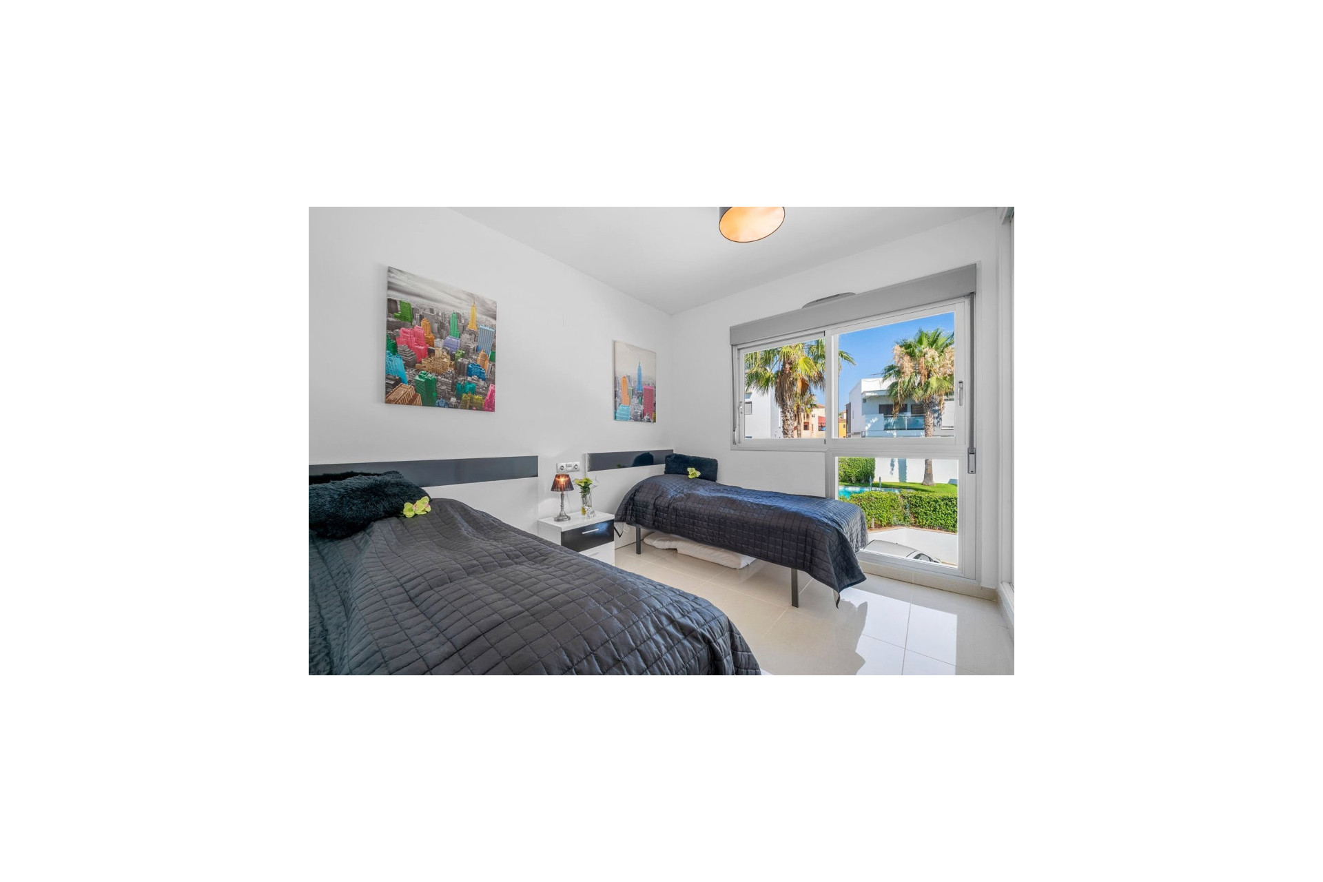 Reventa - 1. Apartamento / piso - Punta Prima - Costa Blanca Sur