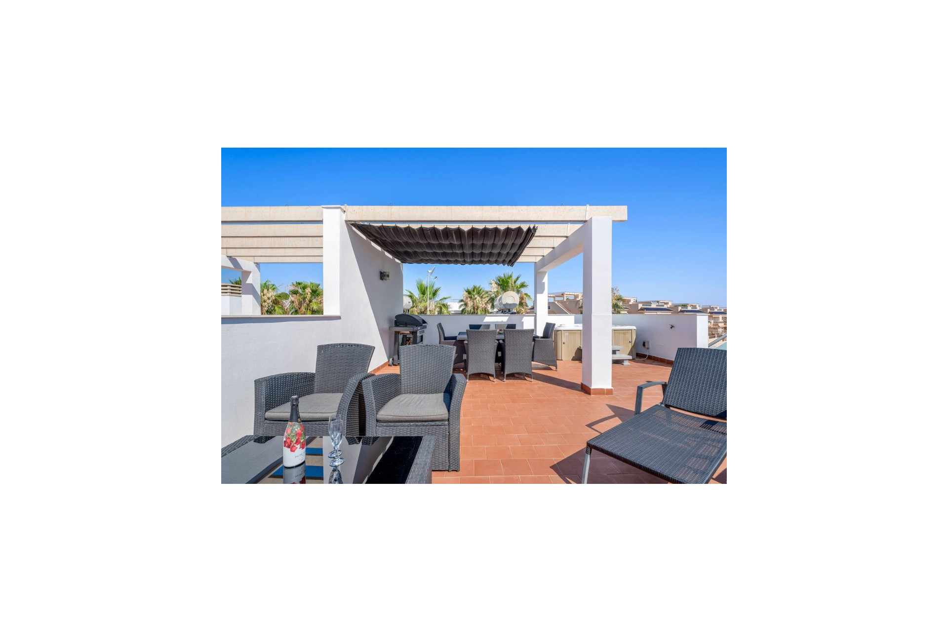 Reventa - 1. Apartamento / piso - Punta Prima - Costa Blanca Sur