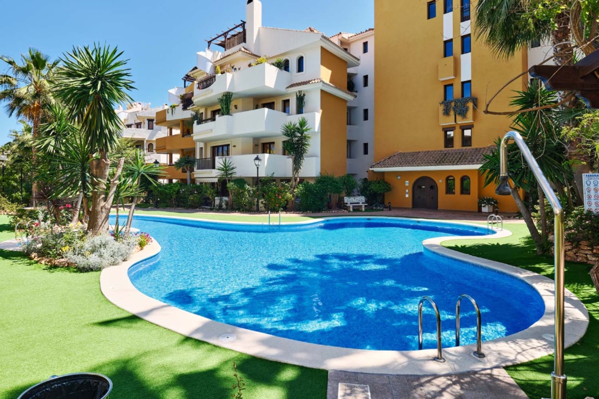 Reventa - 1. Apartamento / piso - Punta Prima - Costa Blanca Sur