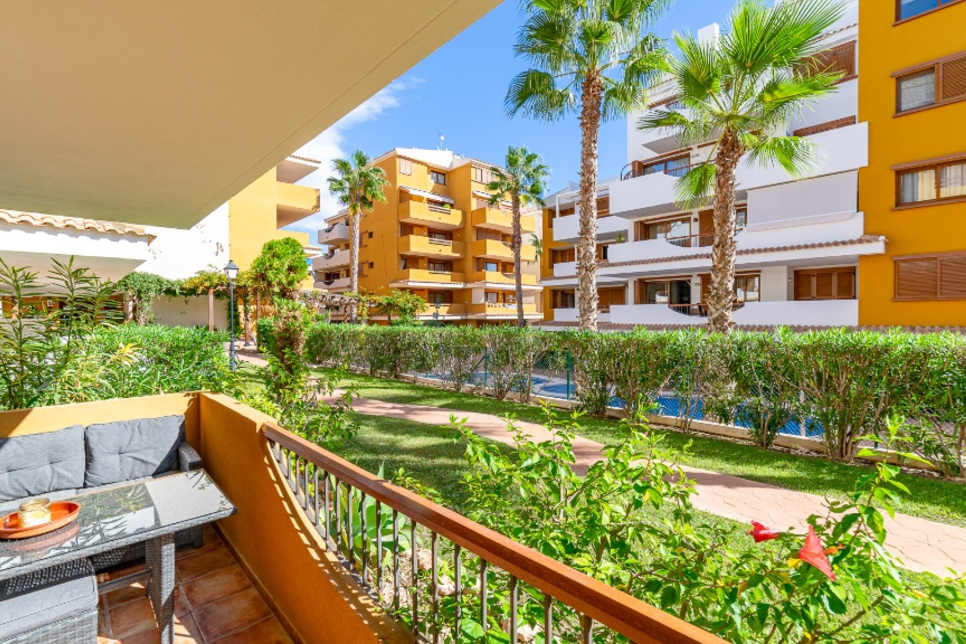 Reventa - 1. Apartamento / piso - Punta Prima - Costa Blanca Sur