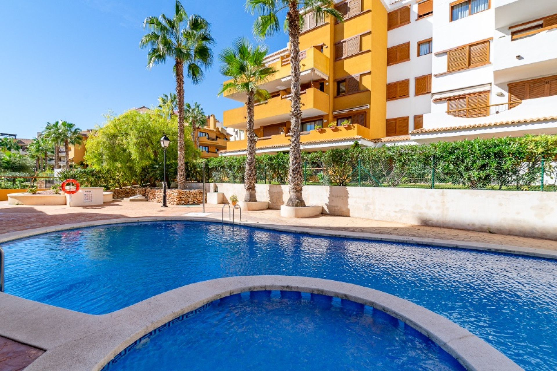 Reventa - 1. Apartamento / piso - Punta Prima - Costa Blanca Sur