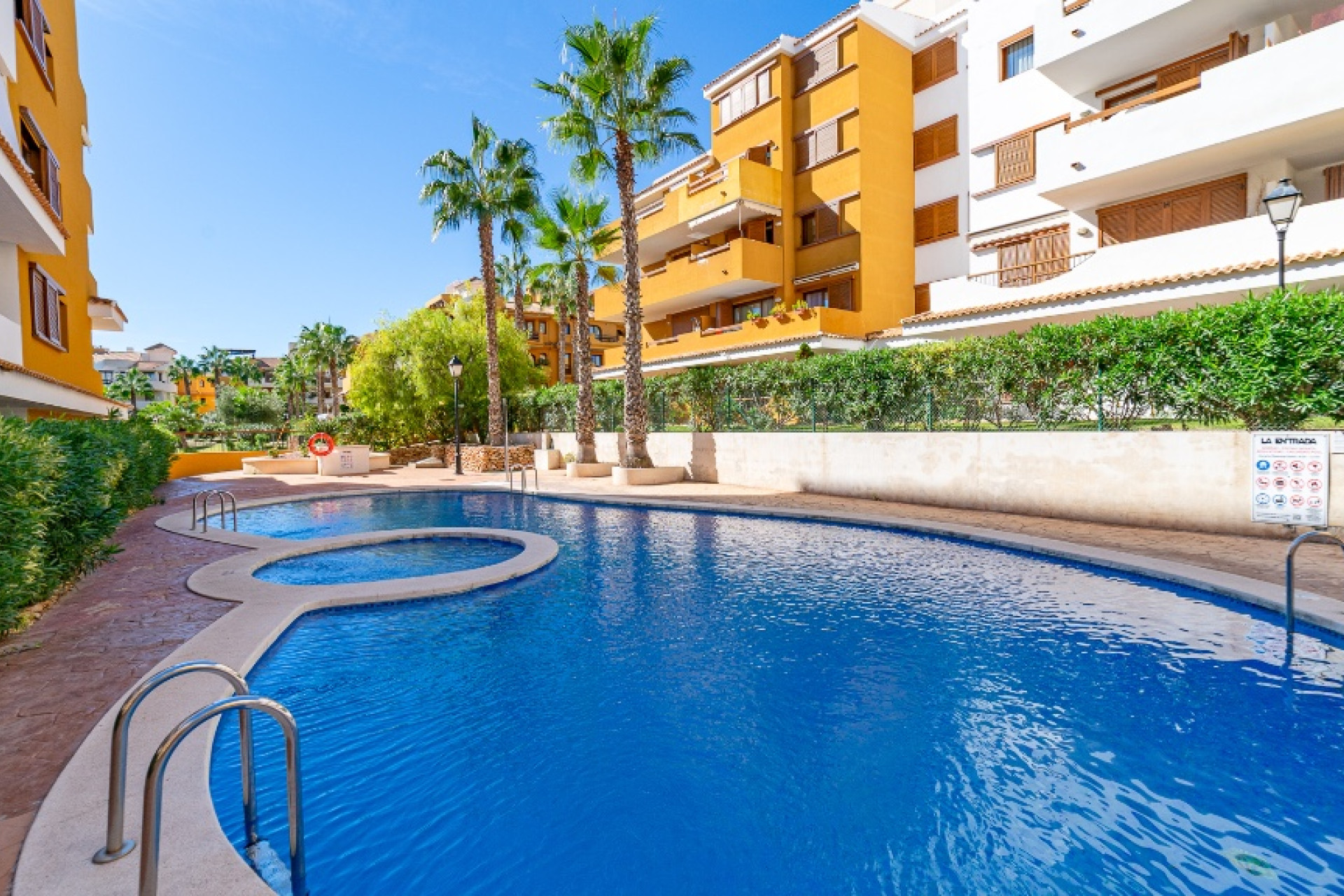 Reventa - 1. Apartamento / piso - Punta Prima - Costa Blanca Sur