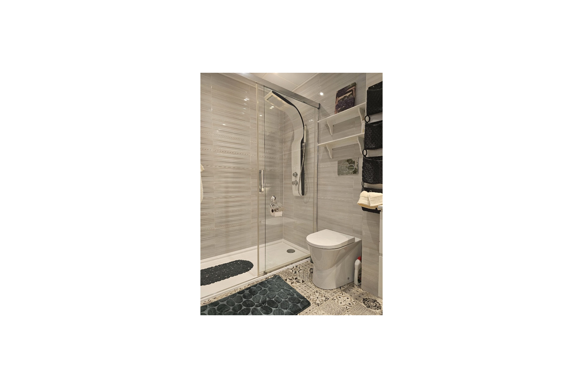 Reventa - 1. Apartamento / piso - Punta Prima - Costa Blanca Sur