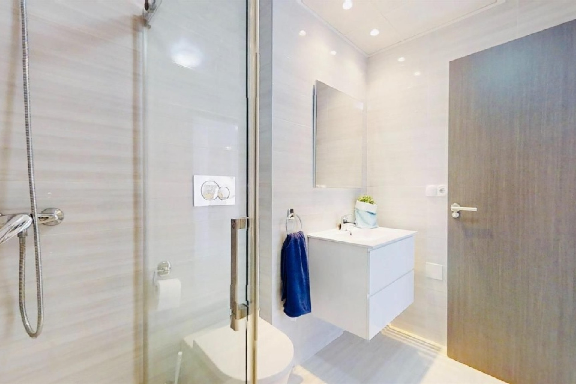 Reventa - 1. Apartamento / piso - Punta Prima - Costa Blanca Sur