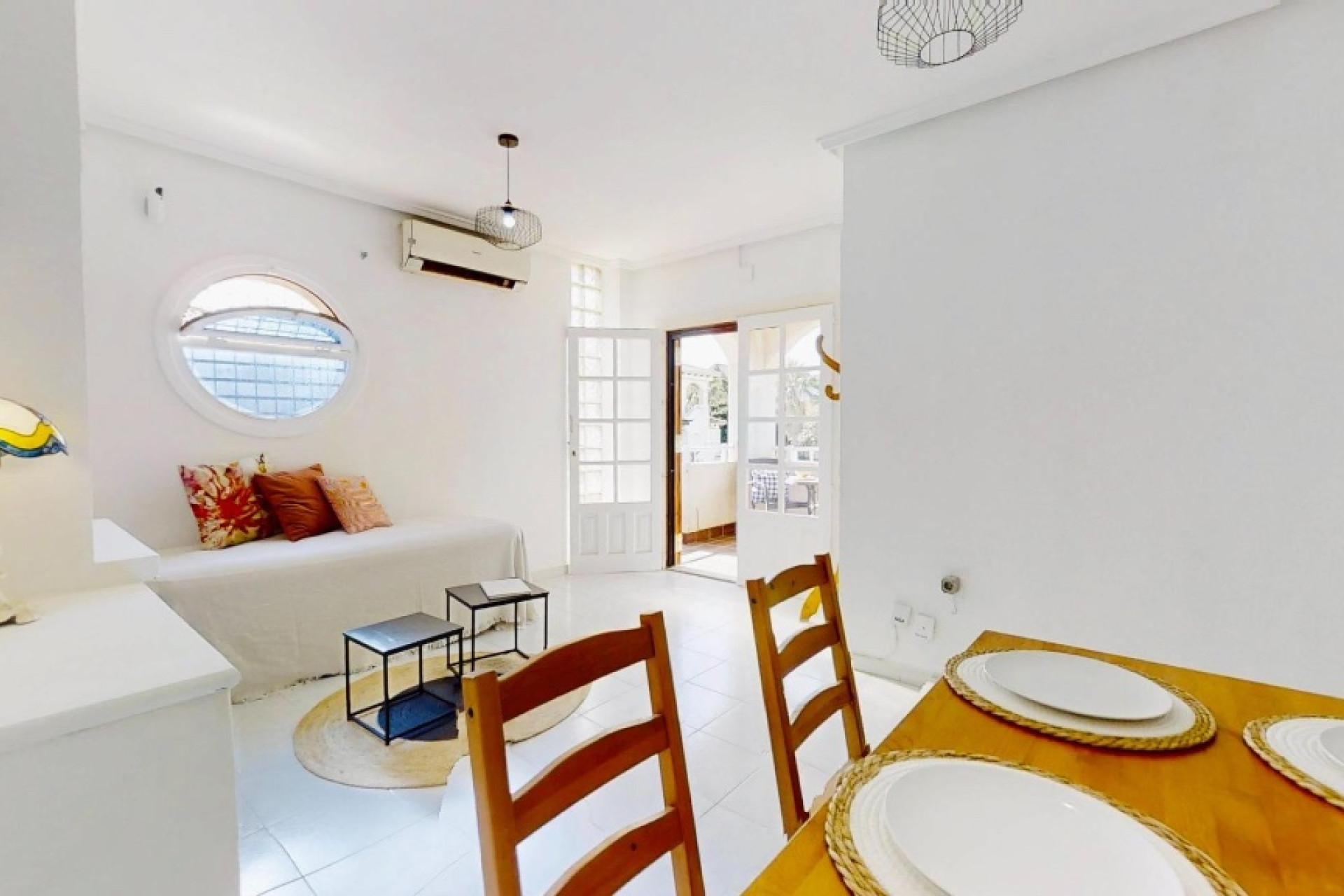 Reventa - 1. Apartamento / piso - Punta Prima - Costa Blanca Sur