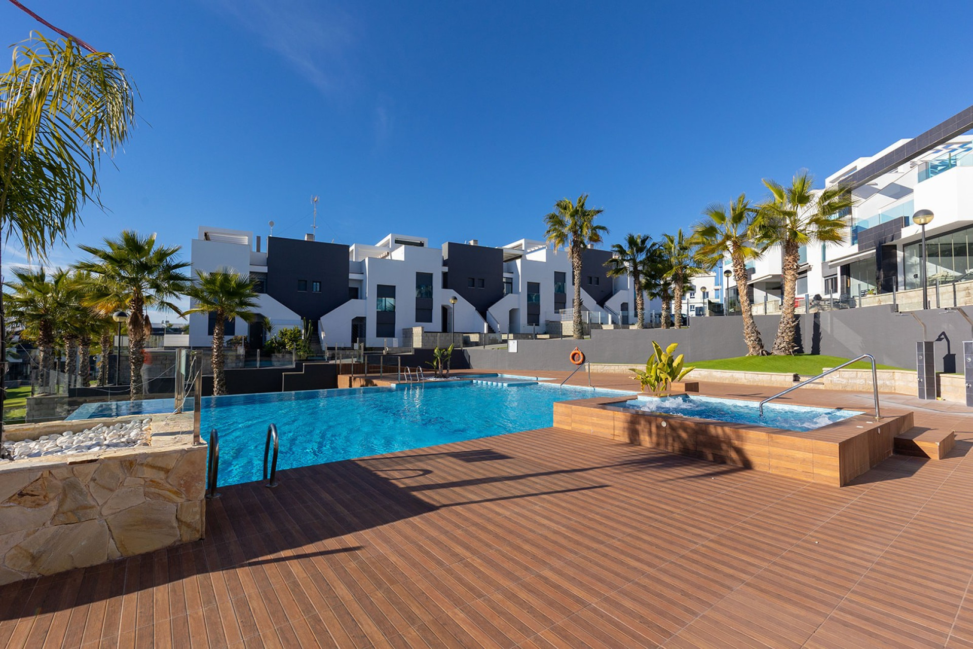 Reventa - 1. Apartamento / piso - Punta Prima - Costa Blanca Sur