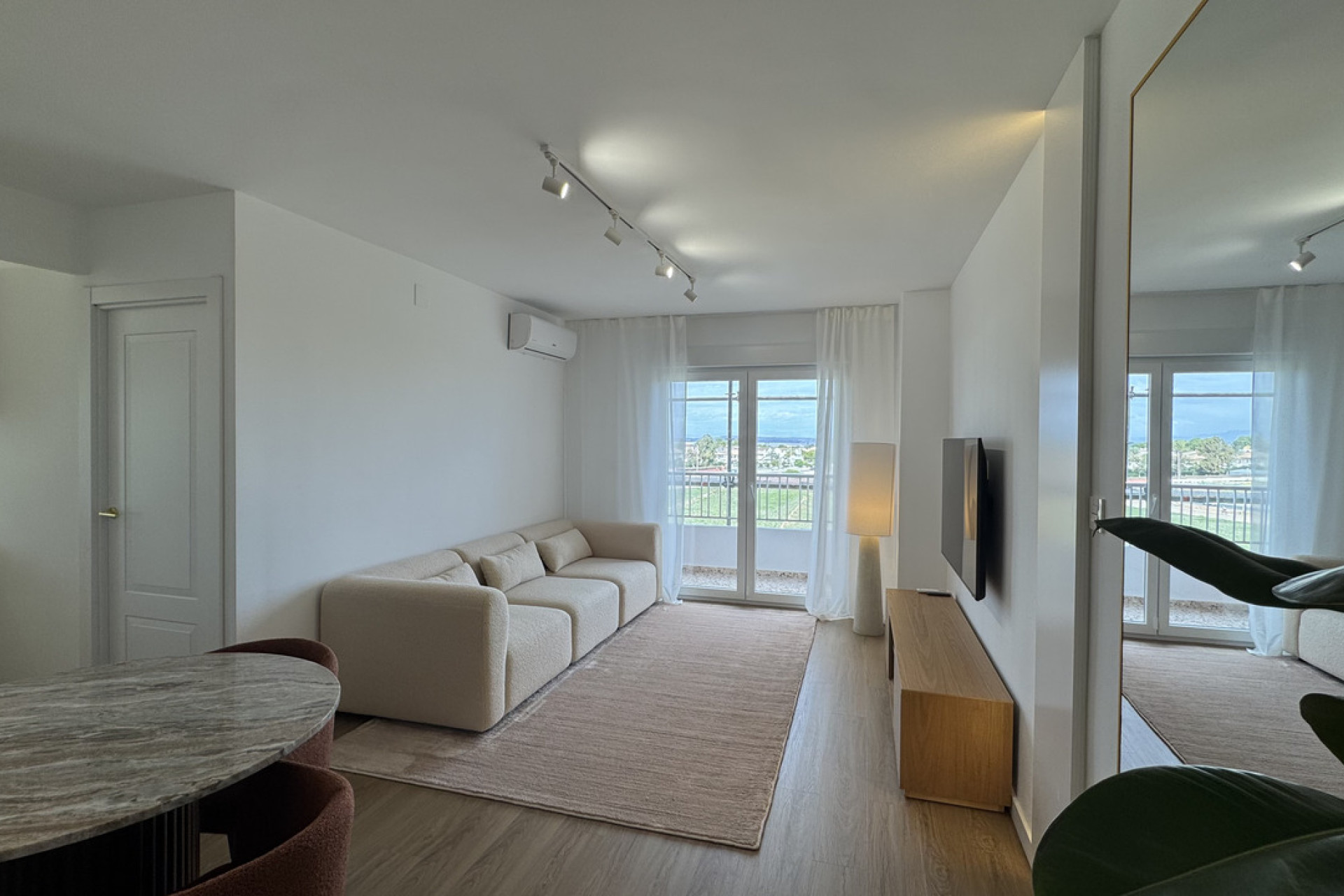 Reventa - 1. Apartamento / piso - Punta Prima - Costa Blanca Sur