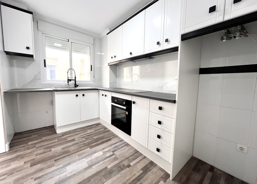 Reventa - 1. Apartamento / piso - San Miguel de Salinas - Costa Blanca Sur