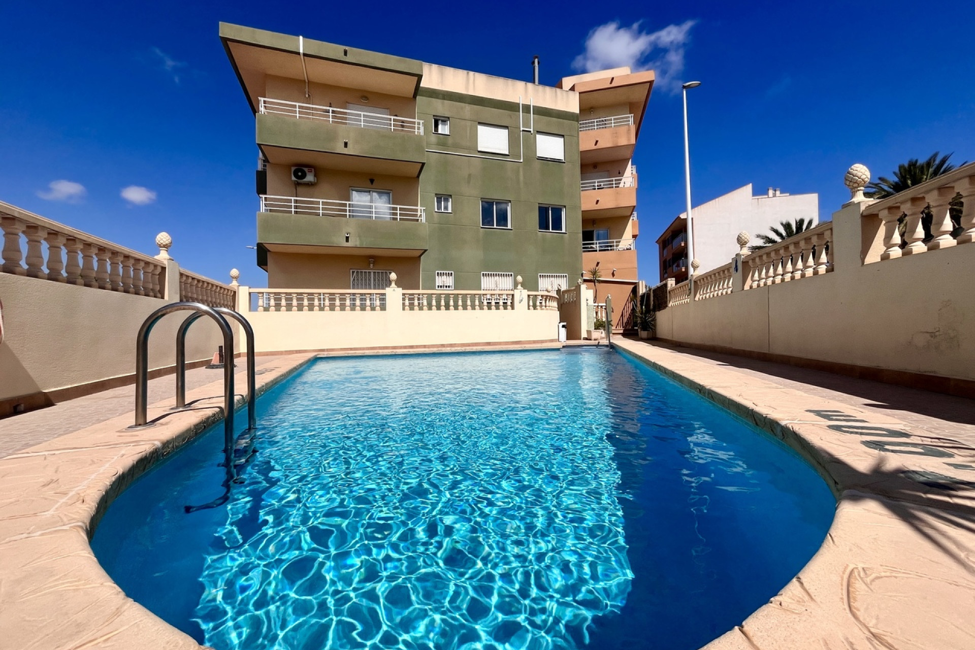 Reventa - 1. Apartamento / piso - San Miguel de Salinas - Costa Blanca Sur