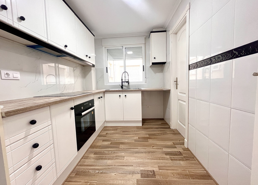 Reventa - 1. Apartamento / piso - San Miguel de Salinas - Costa Blanca Sur