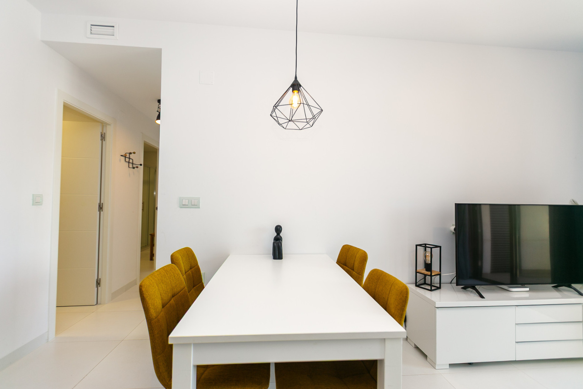 Reventa - 1. Apartamento / piso - San Miguel de Salinas - Costa Blanca Sur