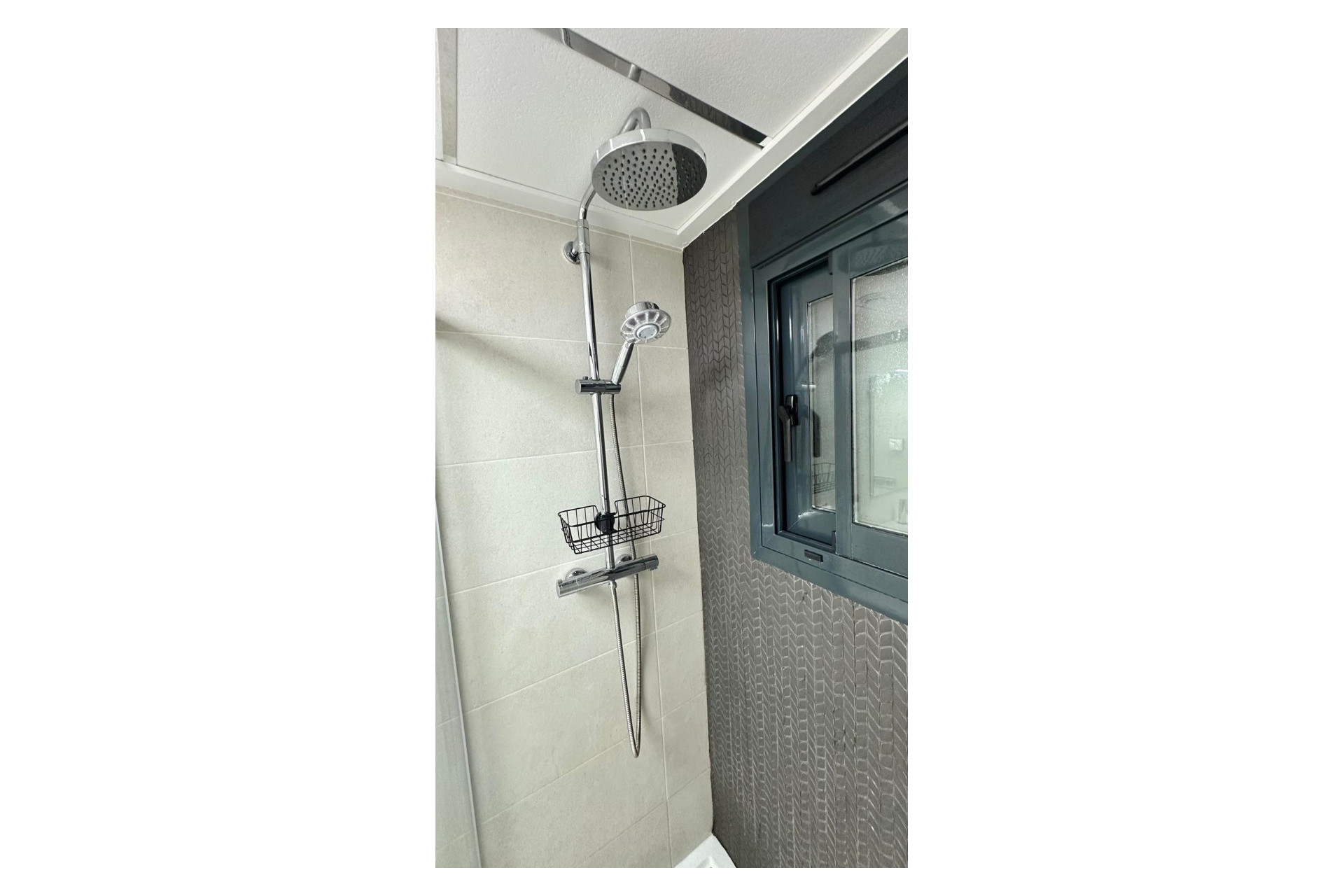 Reventa - 1. Apartamento / piso - Torrevieja - Calas Blancas