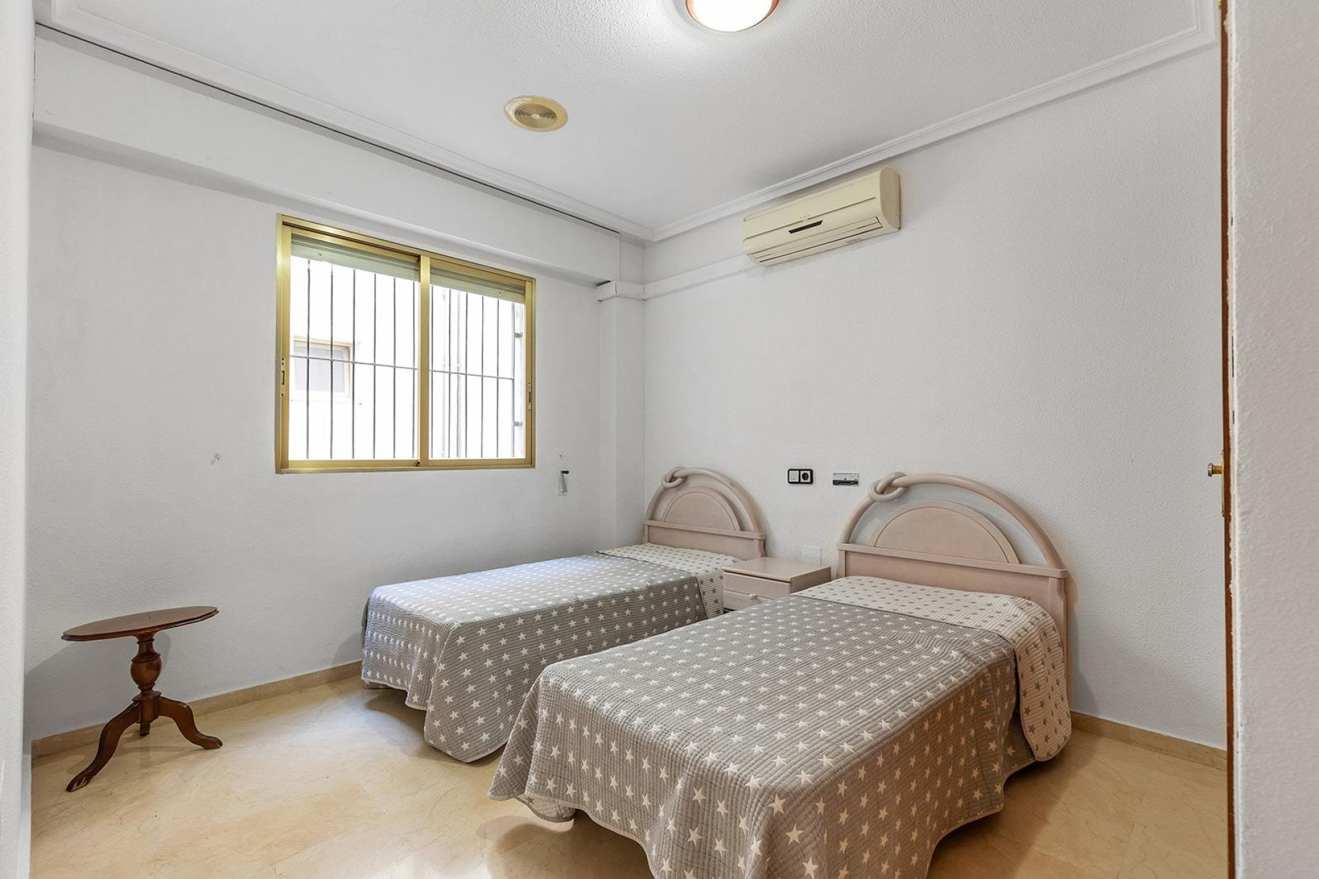 Reventa - 1. Apartamento / piso - Torrevieja - Costa Blanca Sur