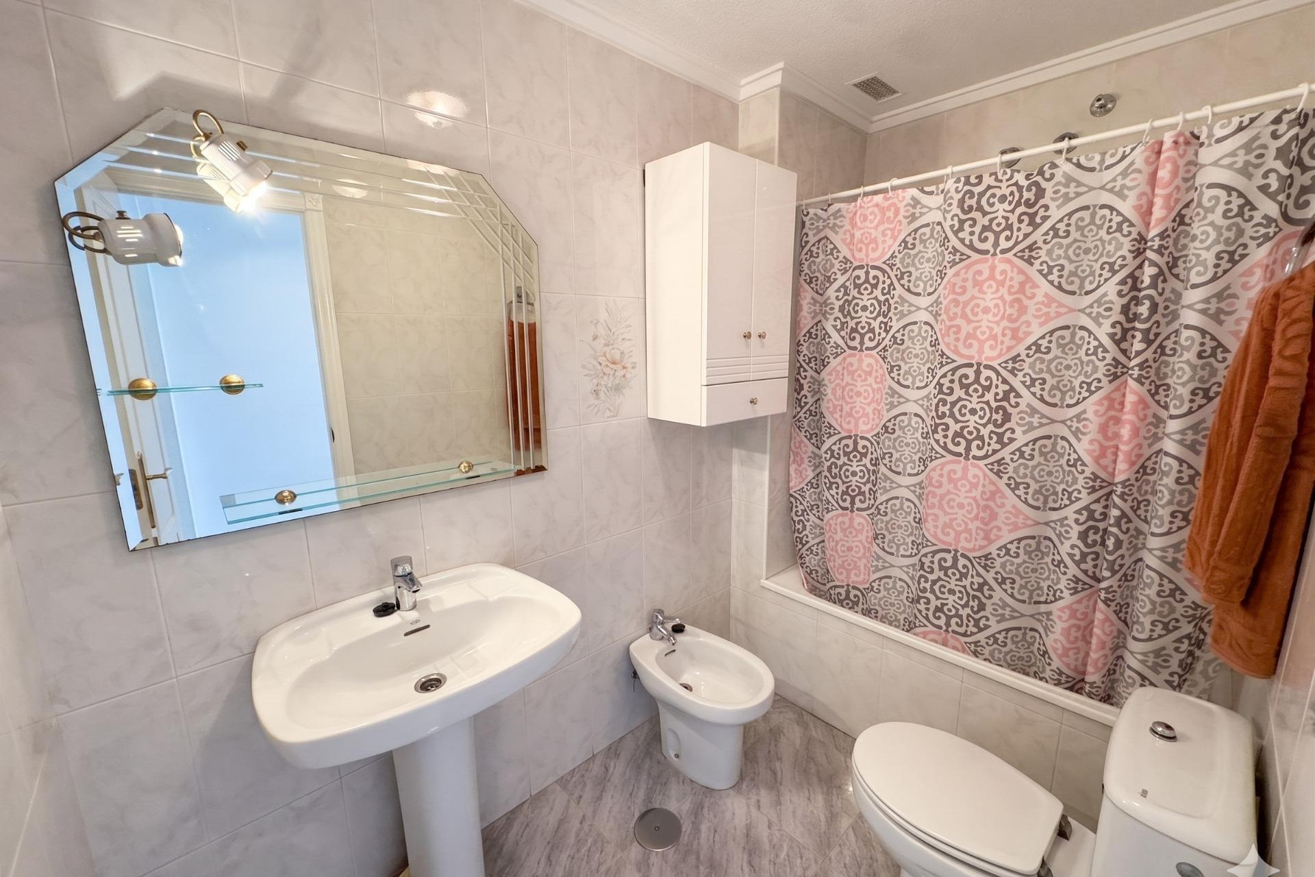 Reventa - 1. Apartamento / piso - Torrevieja - Costa Blanca Sur