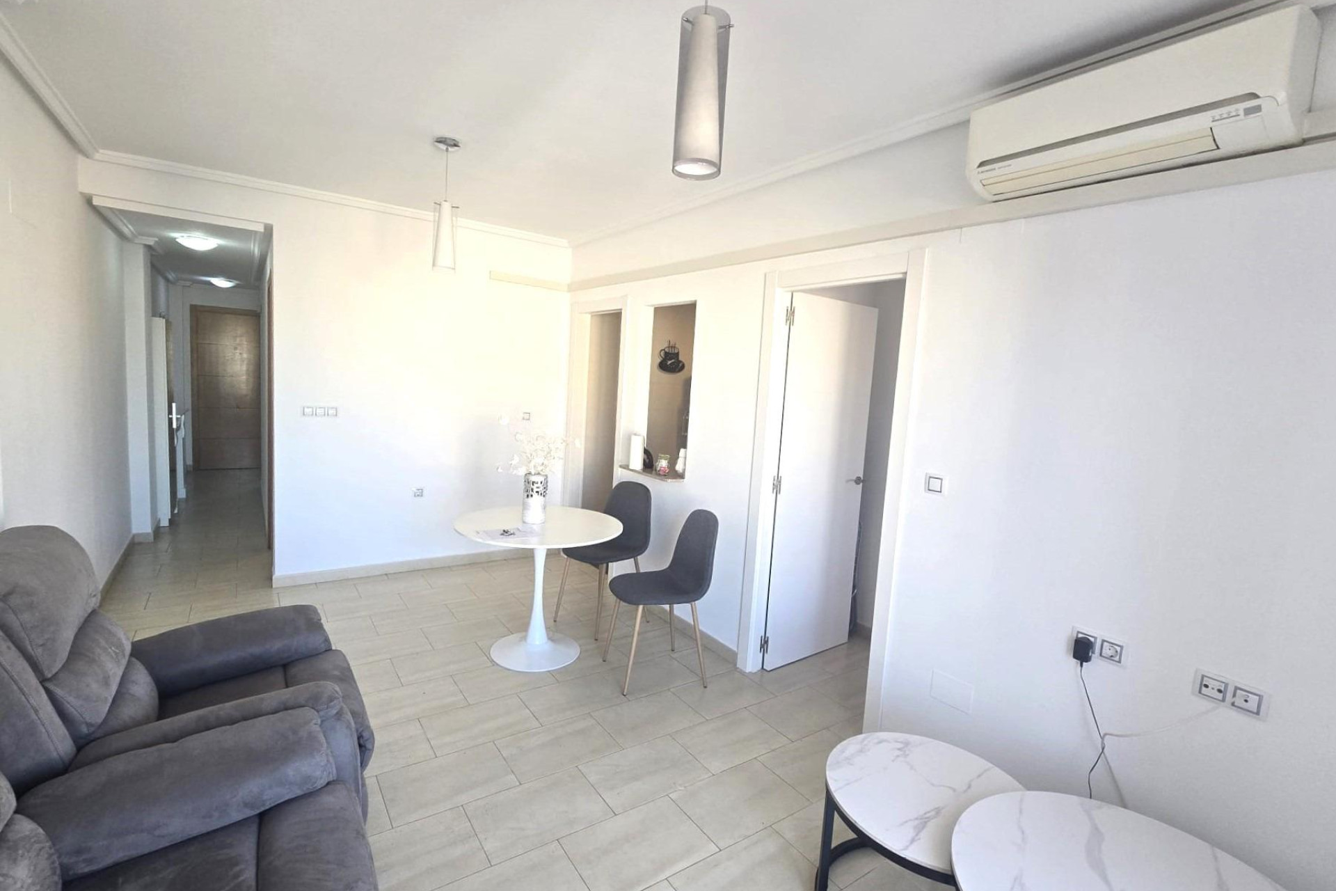 Reventa - 1. Apartamento / piso - Torrevieja - Costa Blanca Sur