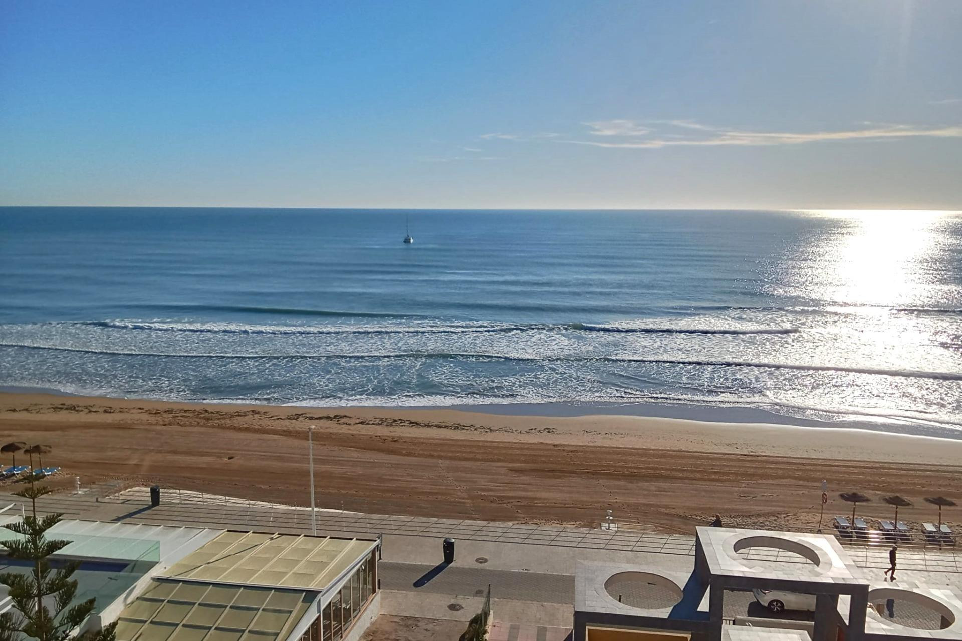 Reventa - 1. Apartamento / piso - Torrevieja - PLAYA DE LA MATA