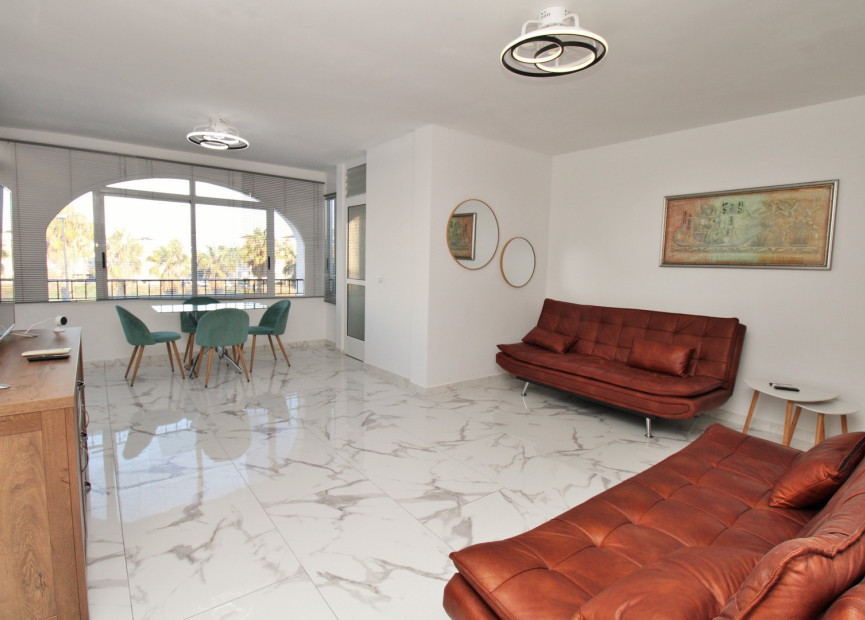 Reventa - 1. Apartamento / piso - Villamartin - Costa Blanca Sur
