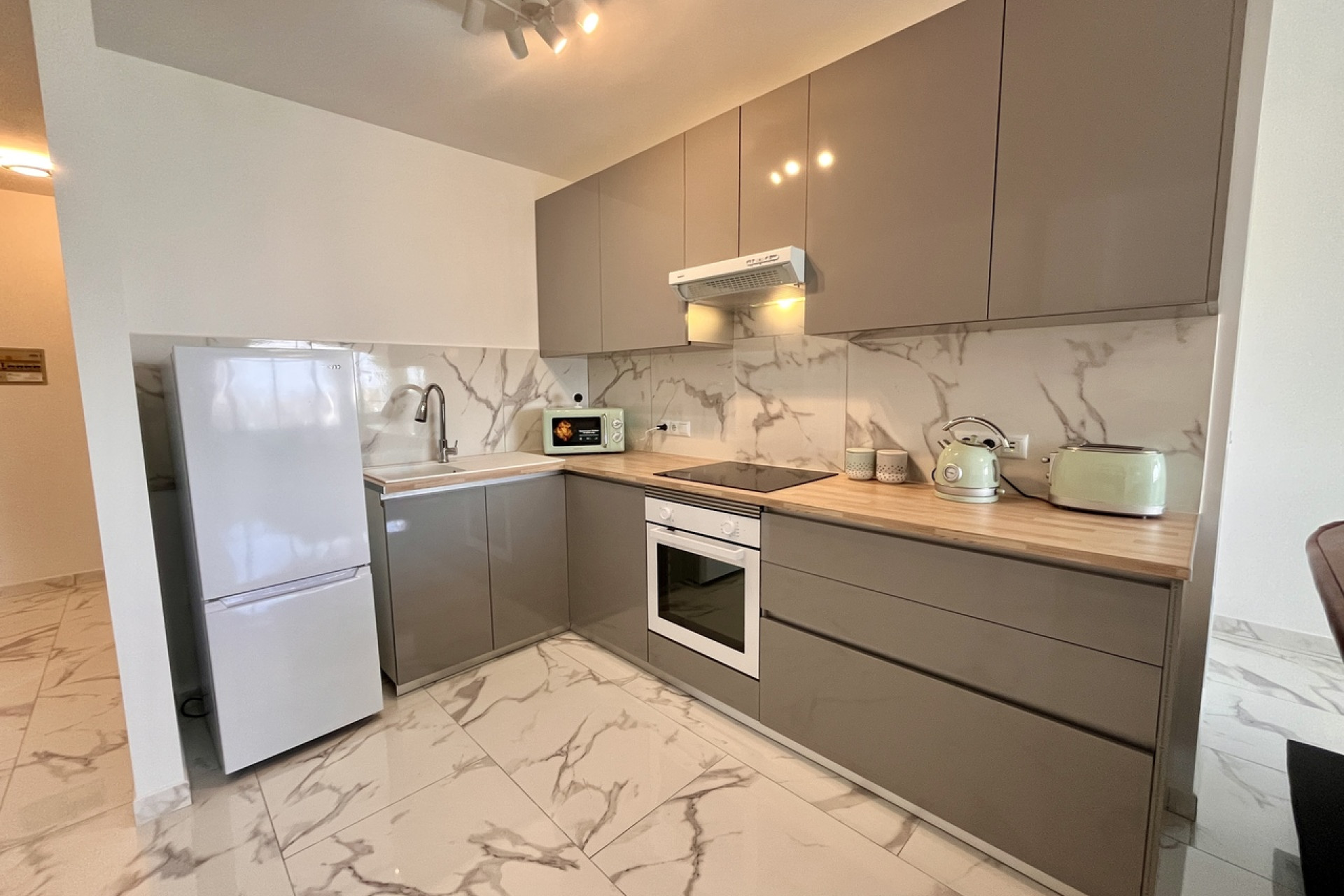 Reventa - 1. Apartamento / piso - Villamartin - Costa Blanca Sur