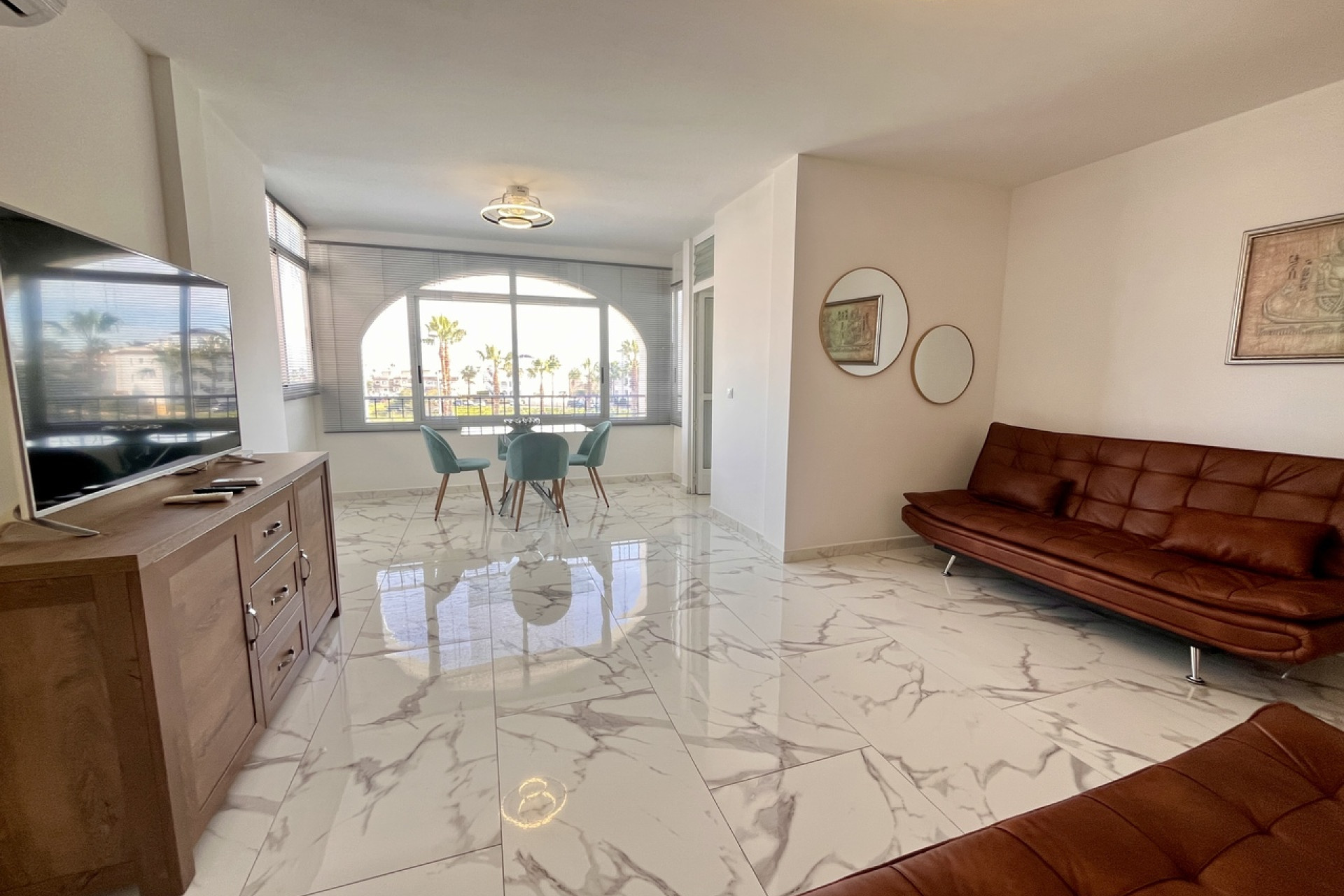 Reventa - 1. Apartamento / piso - Villamartin - Costa Blanca Sur