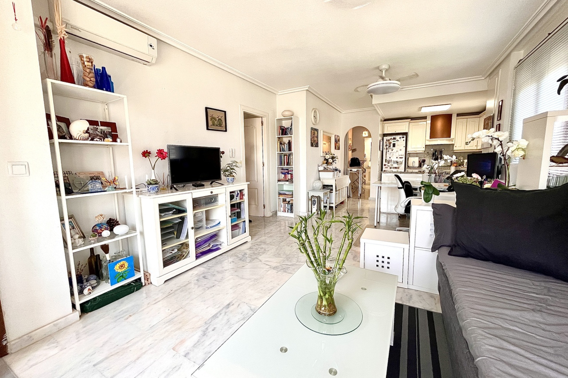 Reventa - 1. Apartamento / piso - Villamartin - Costa Blanca Sur