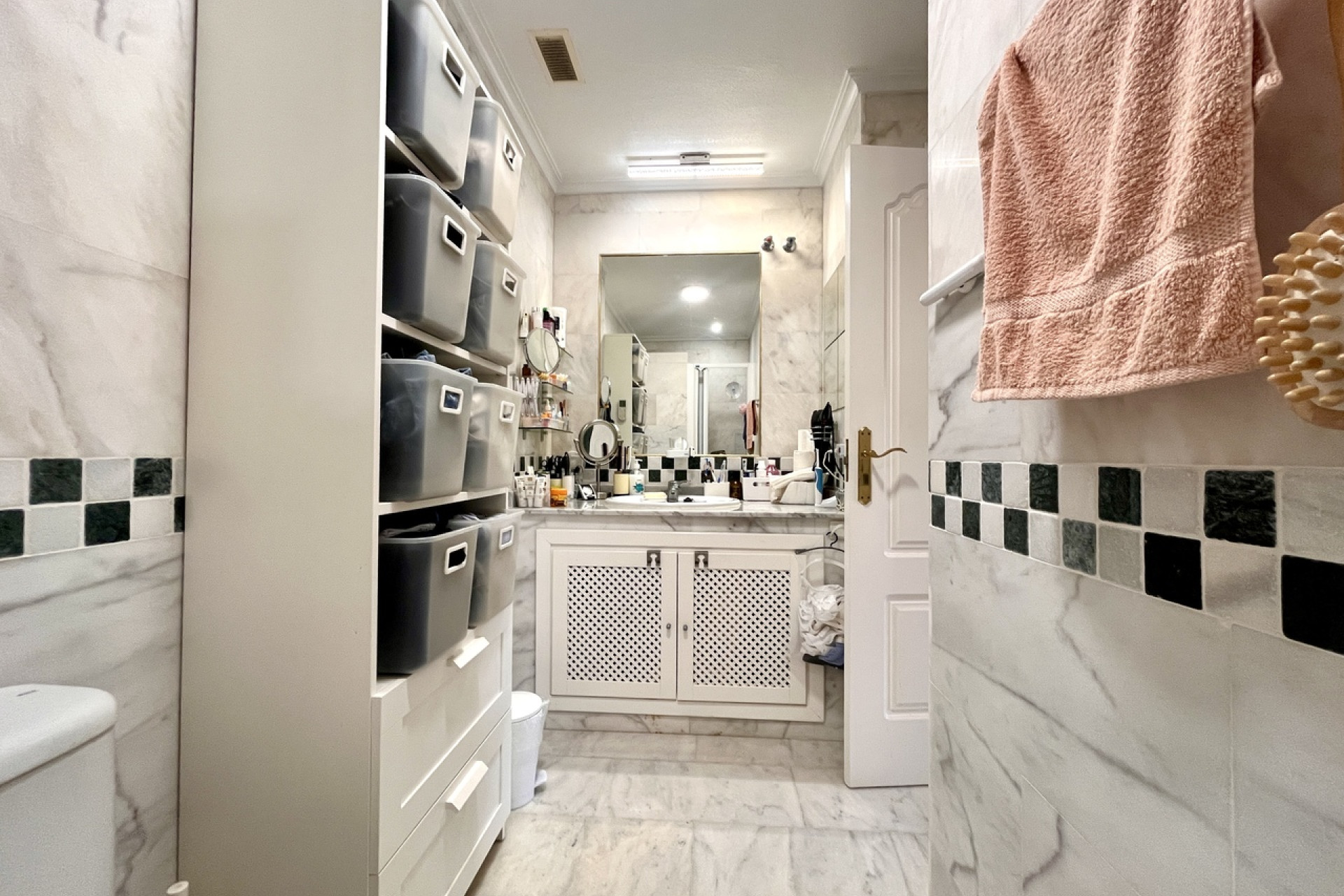 Reventa - 1. Apartamento / piso - Villamartin - Costa Blanca Sur