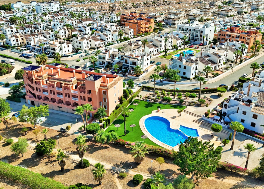 Reventa - 1. Apartamento / piso - Villamartin - Costa Blanca Sur