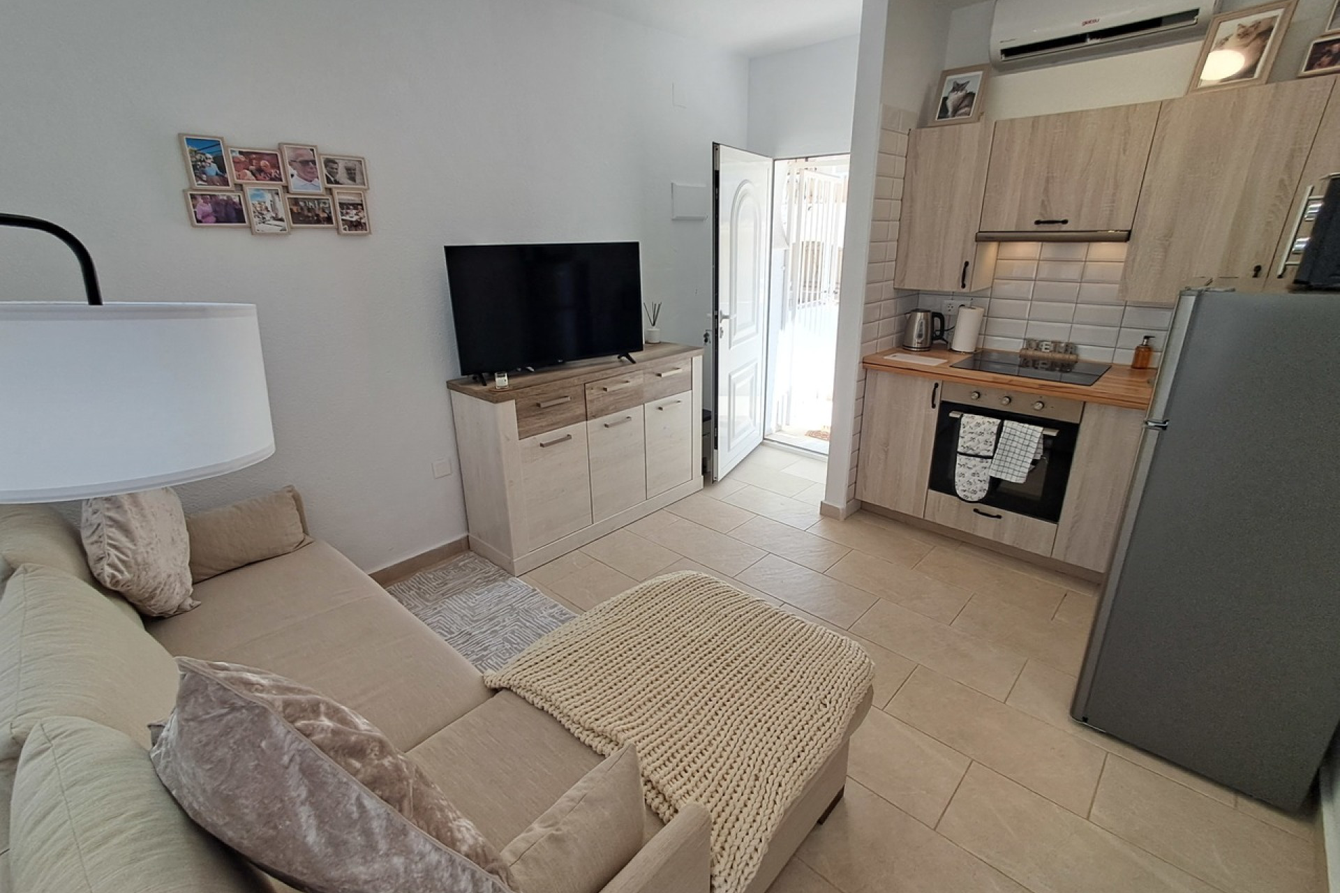 Reventa - 1. Apartamento / piso - Villamartin - Costa Blanca Sur