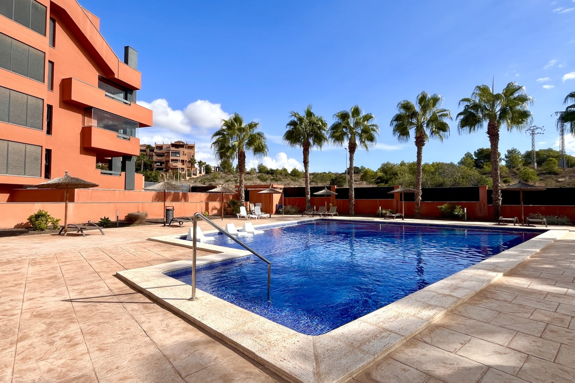 Reventa - 1. Apartamento / piso - Villamartin - Costa Blanca Sur