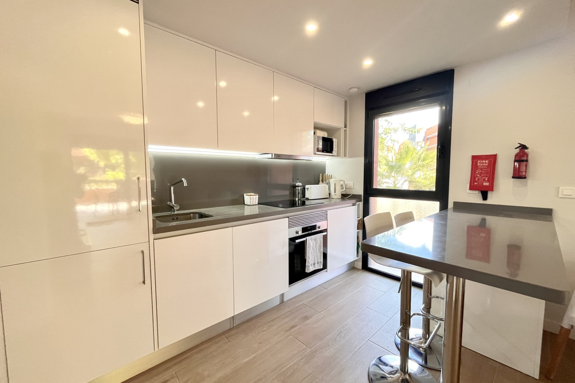 Reventa - 1. Apartamento / piso - Villamartin - Costa Blanca Sur