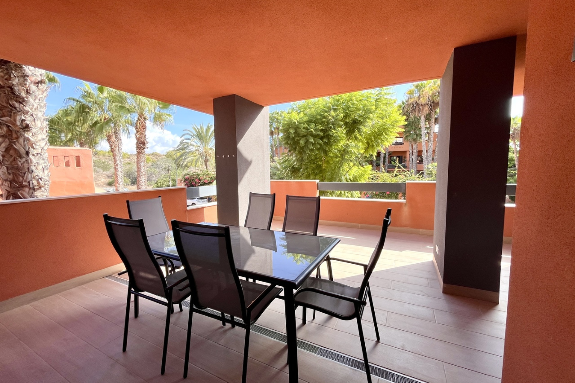 Reventa - 1. Apartamento / piso - Villamartin - Costa Blanca Sur