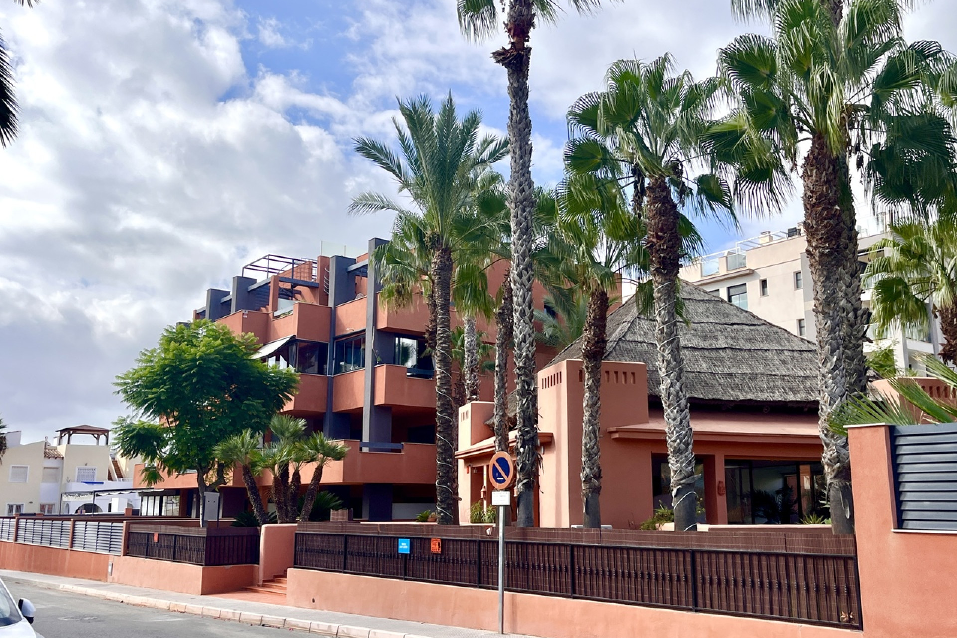 Reventa - 1. Apartamento / piso - Villamartin - Costa Blanca Sur