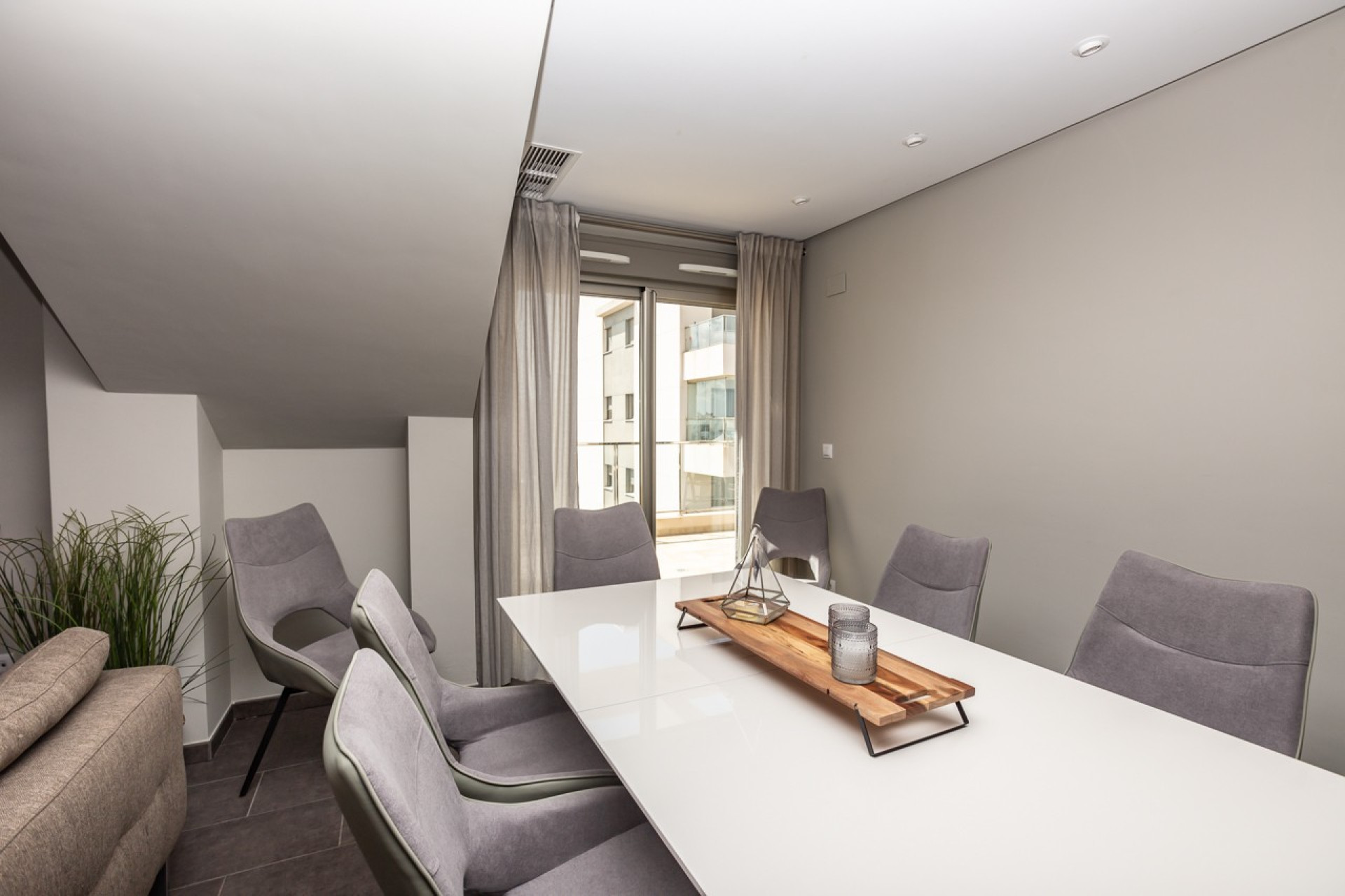 Reventa - 1. Apartamento / piso - Villamartin - Costa Blanca Sur